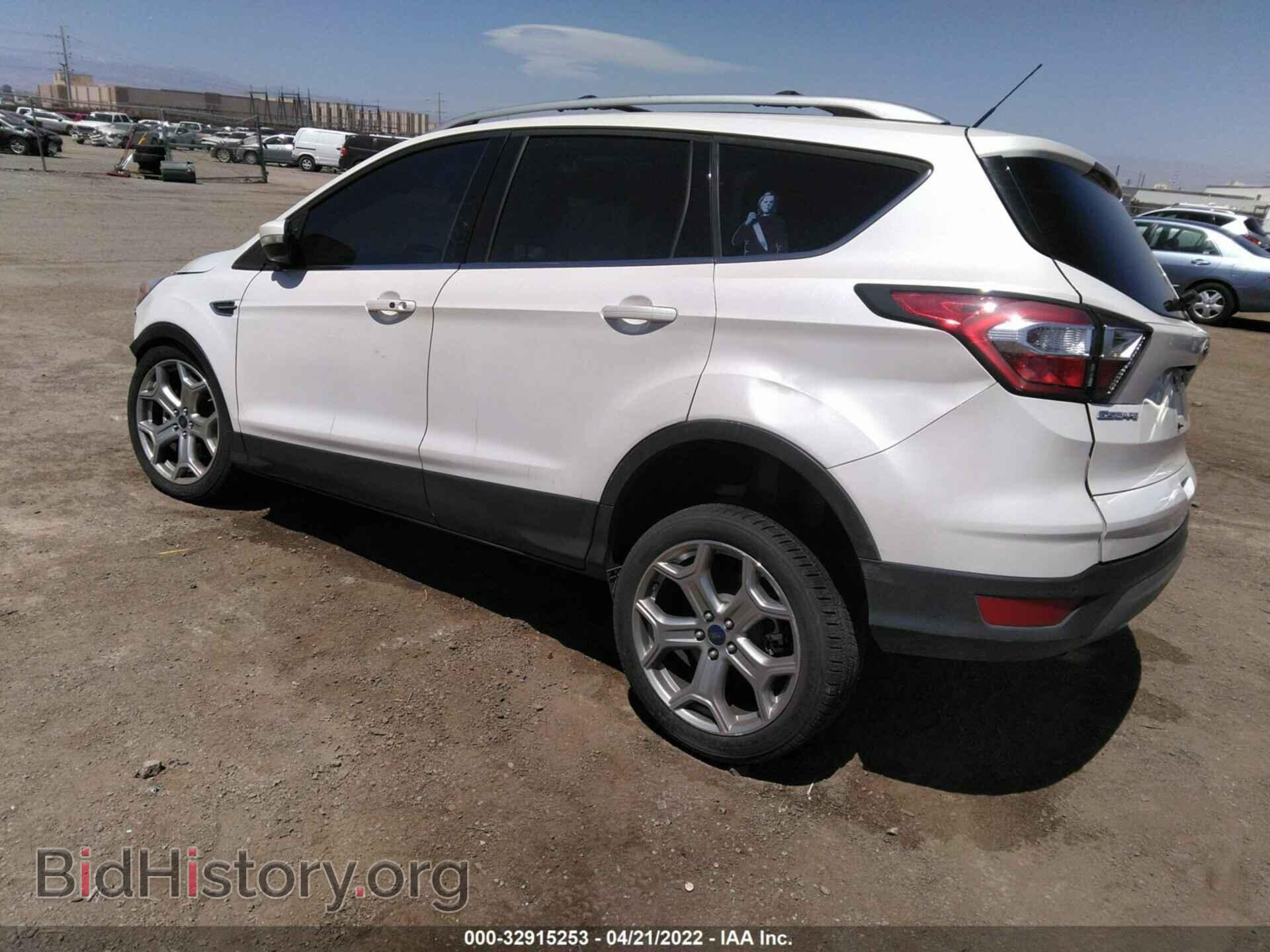 2017 FORD ESCAPE - VIN: 1FMCU0J99HUB21804 - Фото 3