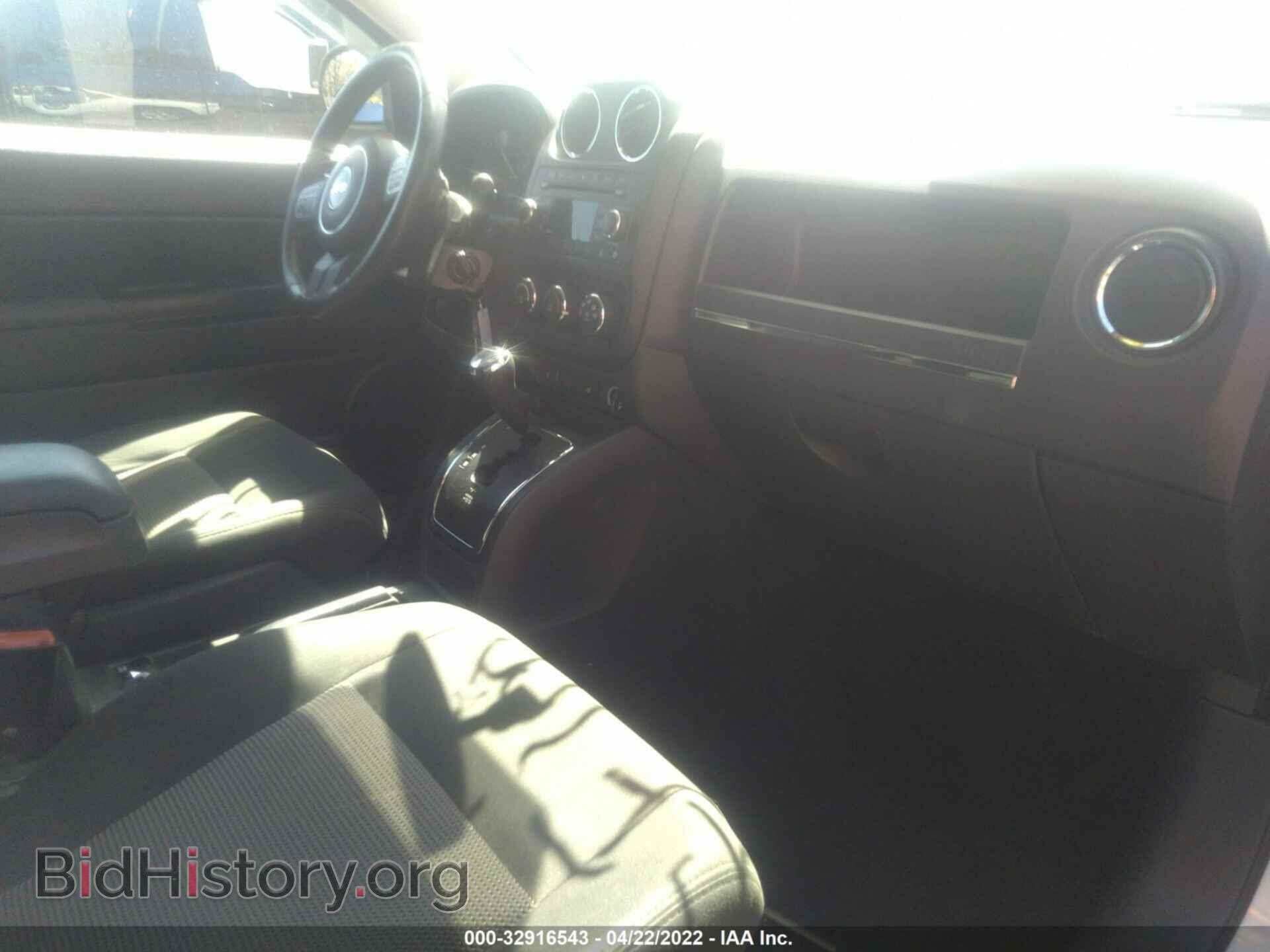 2011 JEEP COMPASS - VIN: 1J4NF1FB5BD252044 - Фото 5