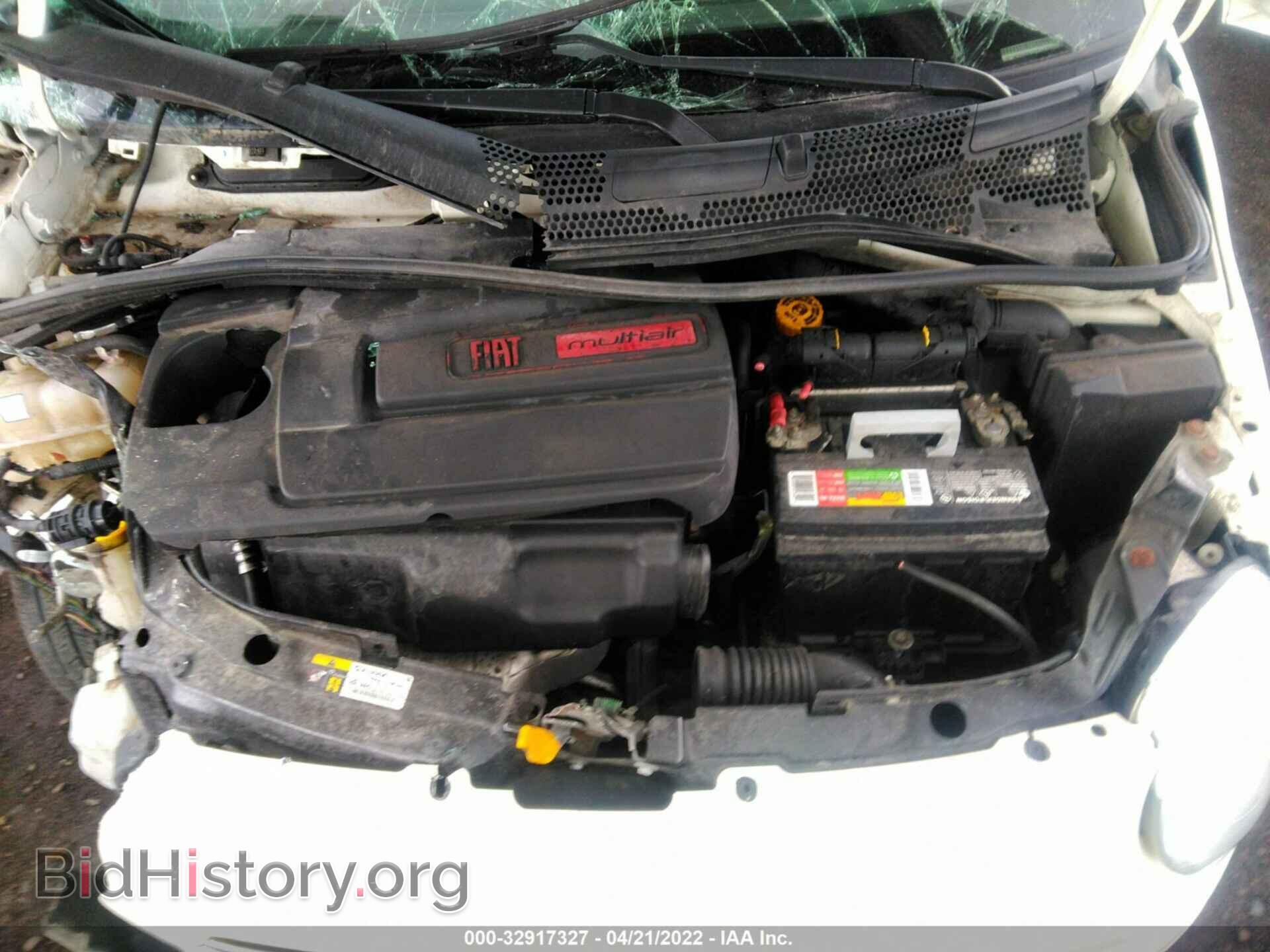 2015 FIAT 500 - VIN: 3C3CFFBR3FT647888 - Фото 10