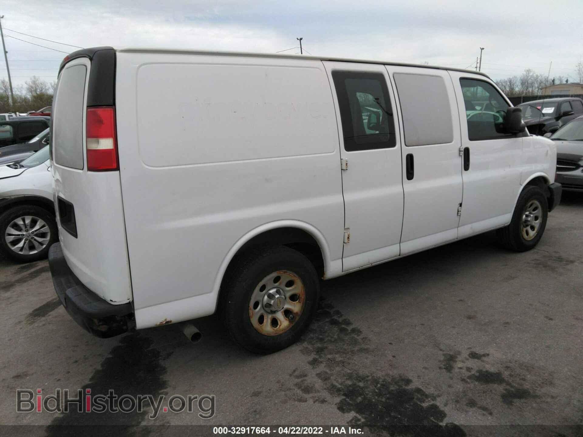 2012 CHEVROLET EXPRESS CARGO VAN - VIN: 1GCSGAFX7C1117071 - Фото 4