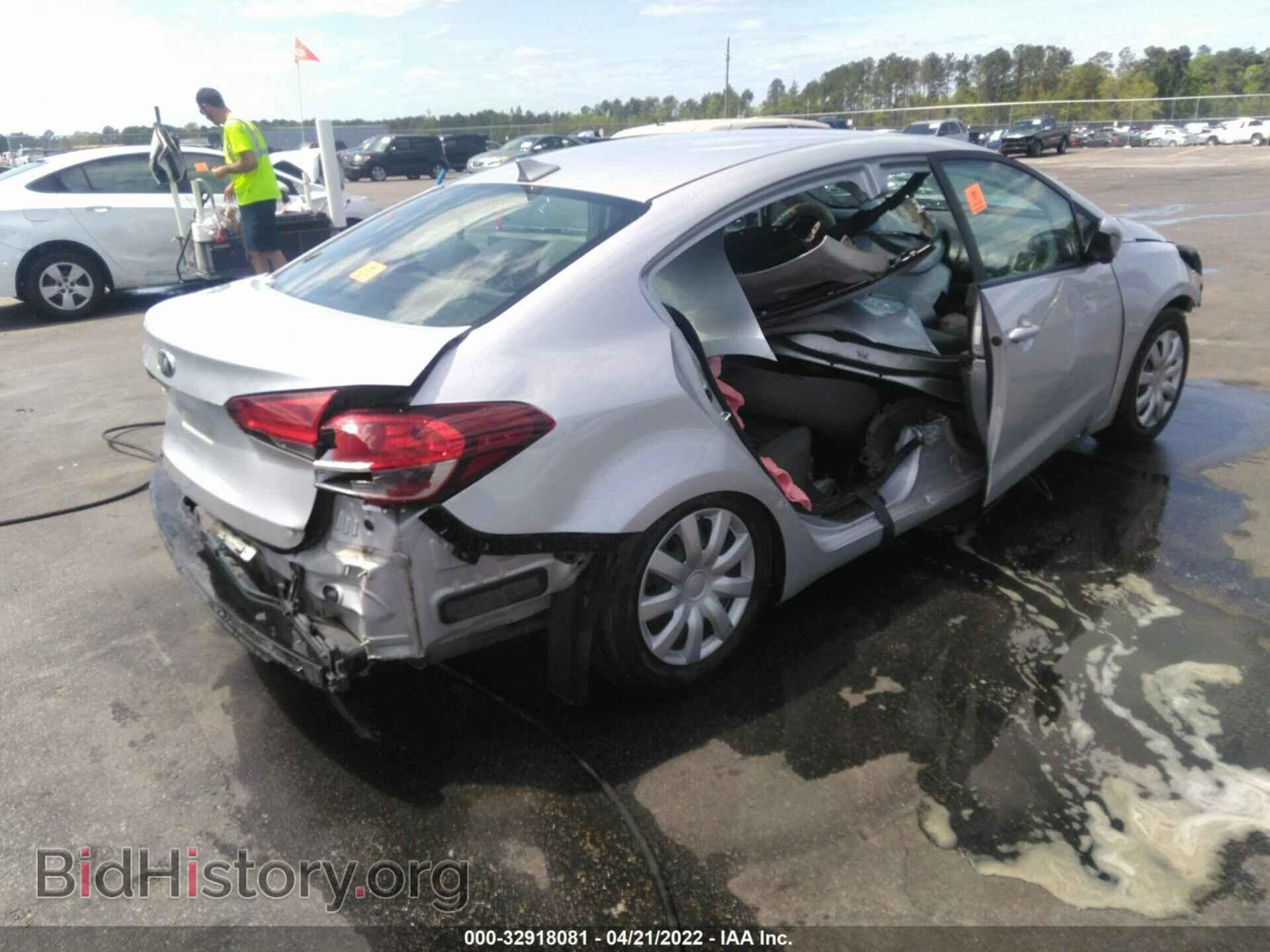 2017 KIA FORTE - VIN: 3KPFK4A76HE096971 - Фото 4