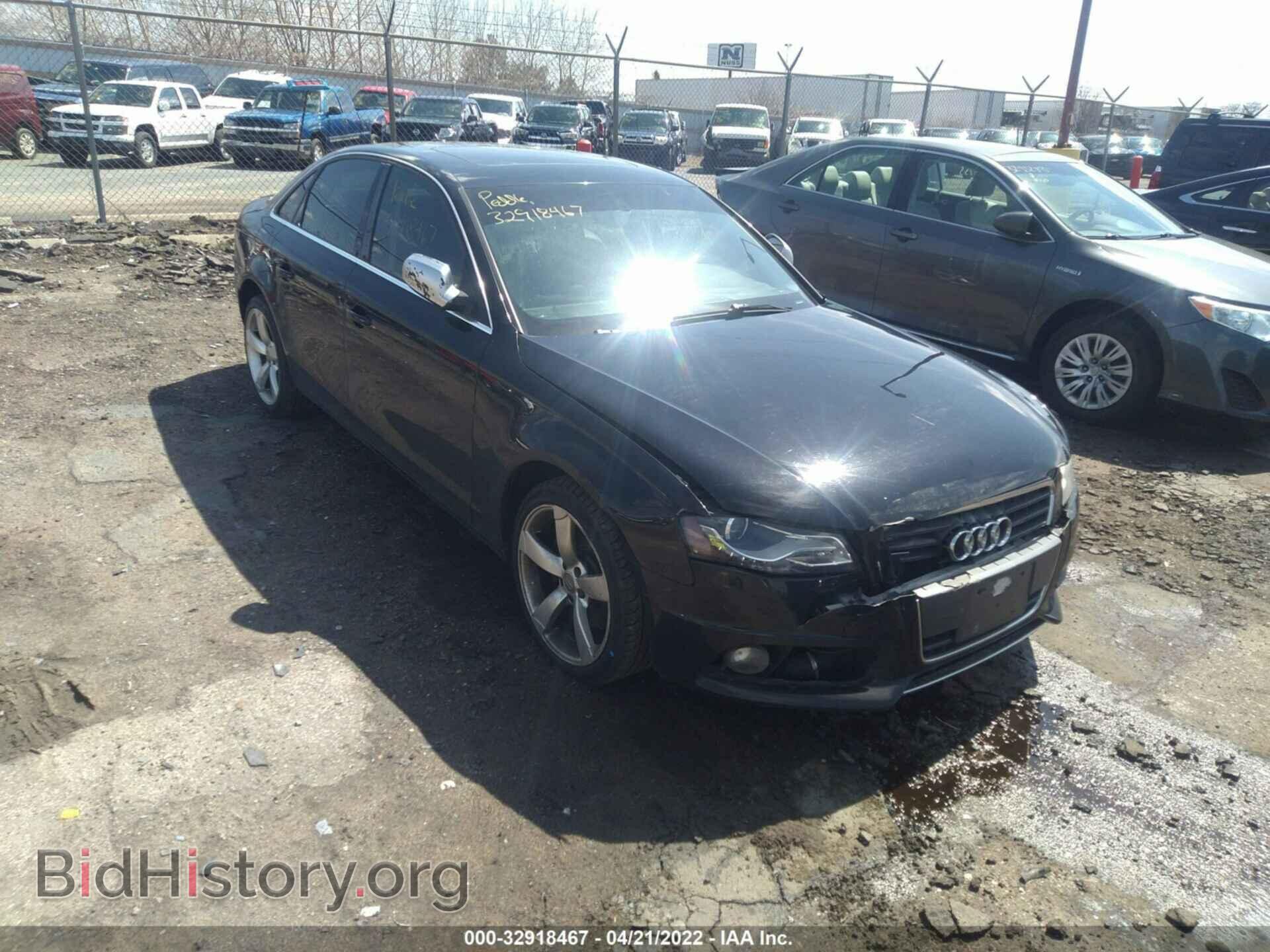 Фотография WAUFFAFL3AN016016 - AUDI A4 2010