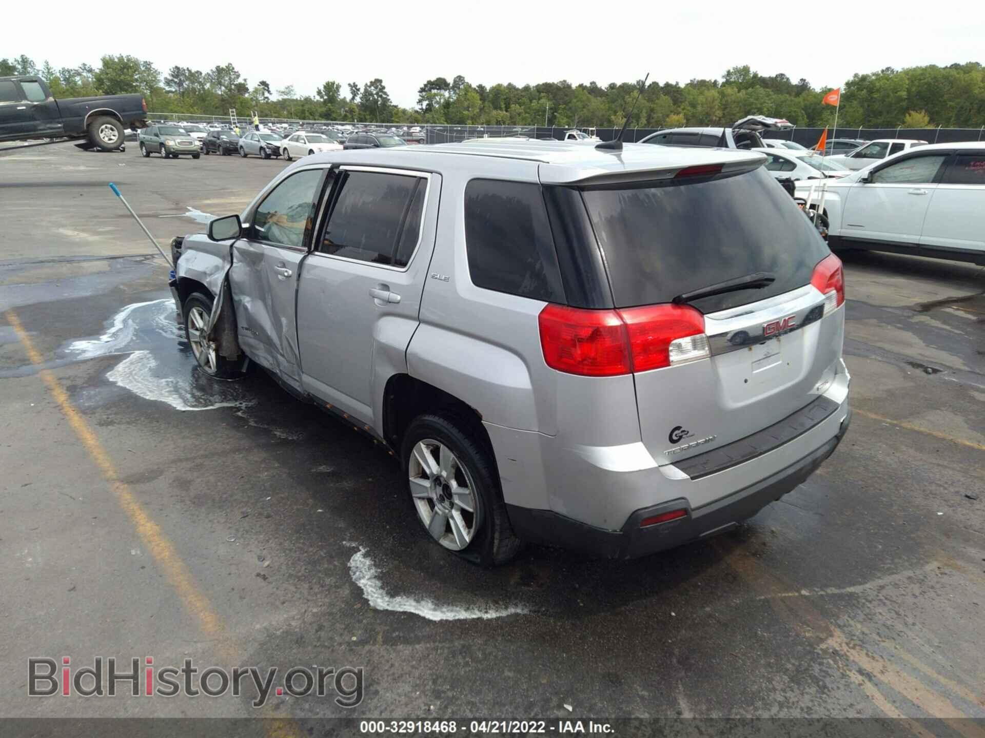 2010 GMC TERRAIN - VIN: 2CTFLCEWXA6280748 - Photo 3