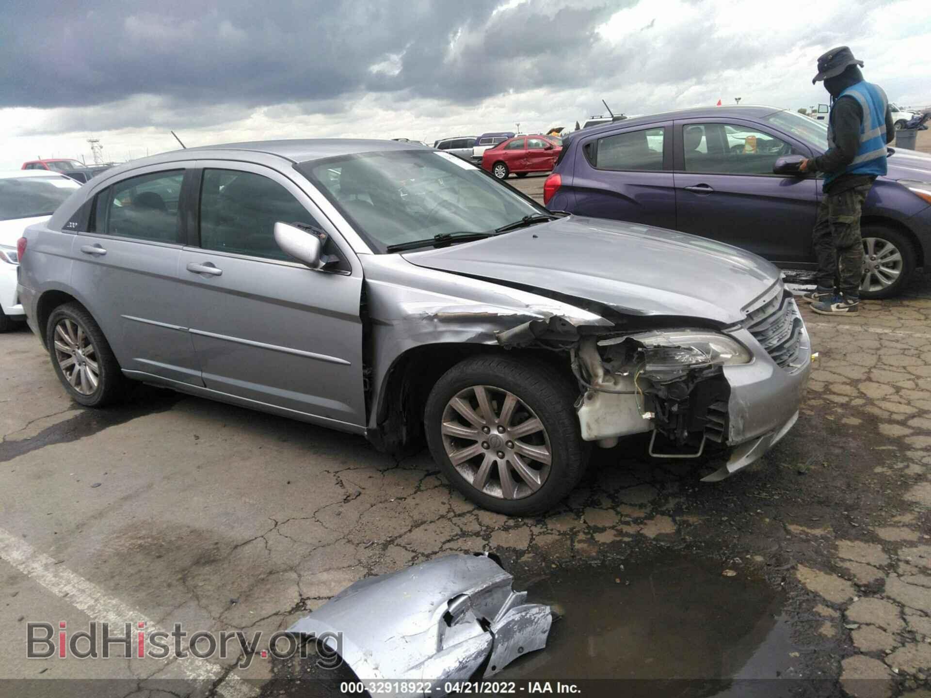 Фотография 1C3CCBBB8DN713739 - CHRYSLER 200 2013