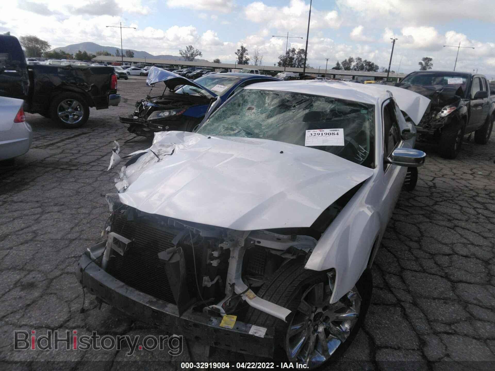 2012 CHRYSLER 300 - VIN: 2C3CCACG3CH245690 - Фото 2