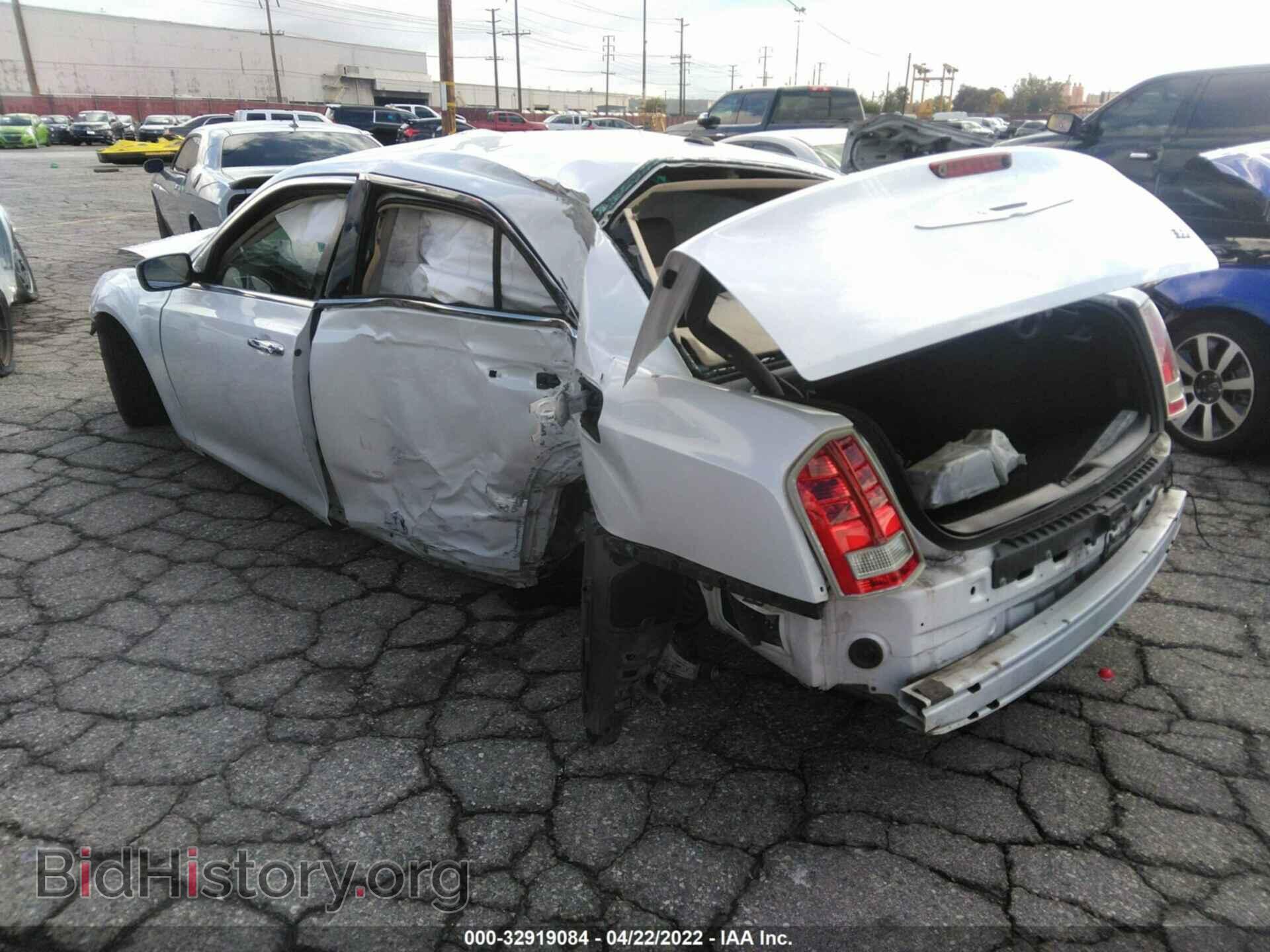 2012 CHRYSLER 300 - VIN: 2C3CCACG3CH245690 - Фото 3