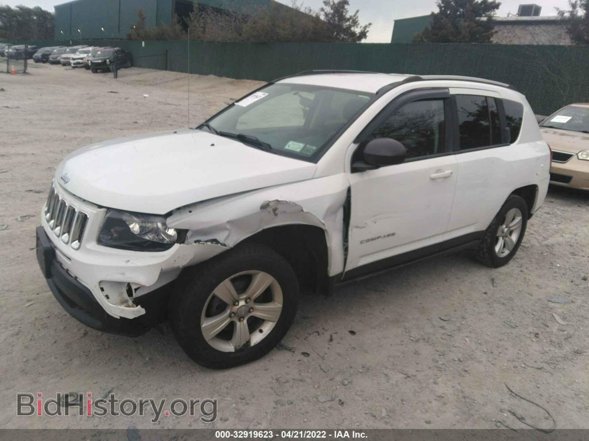 2015 JEEP COMPASS - VIN: 1C4NJDBB2FD408526 - Photo 2