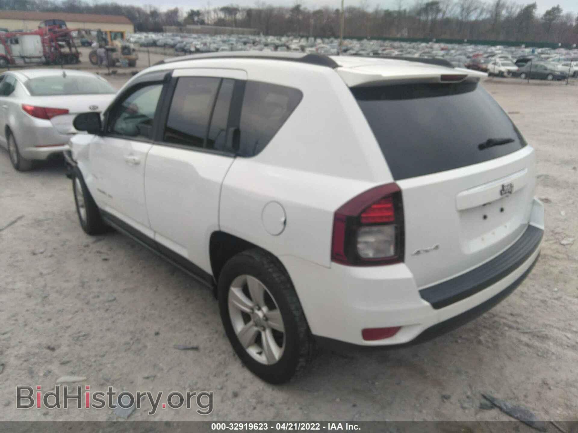 2015 JEEP COMPASS - VIN: 1C4NJDBB2FD408526 - Photo 3