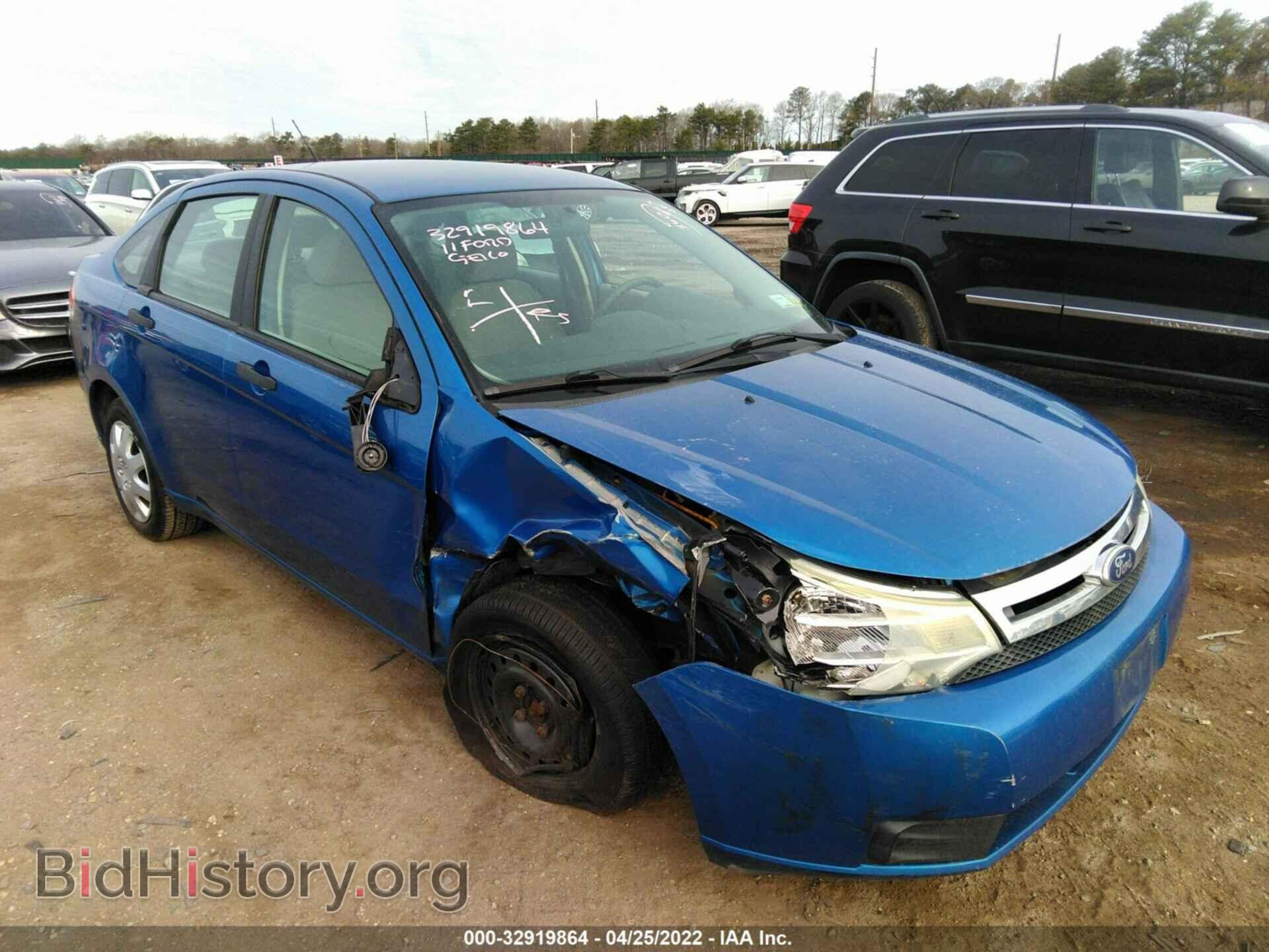2011 FORD FOCUS - VIN: 1FAHP3EN6BW157140 - Photo 6