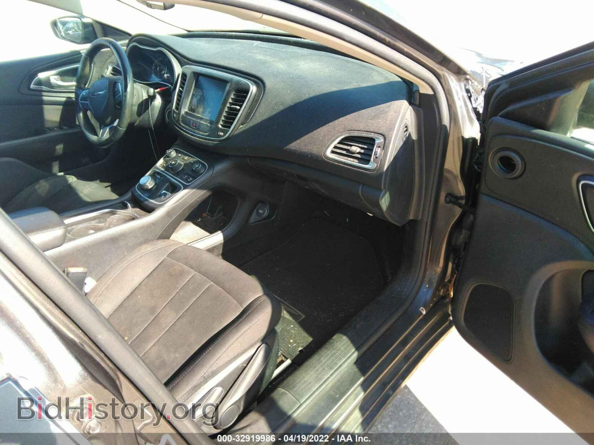 2016 CHRYSLER 200 - VIN: 1C3CCCAB1GN173291 - Фото 5