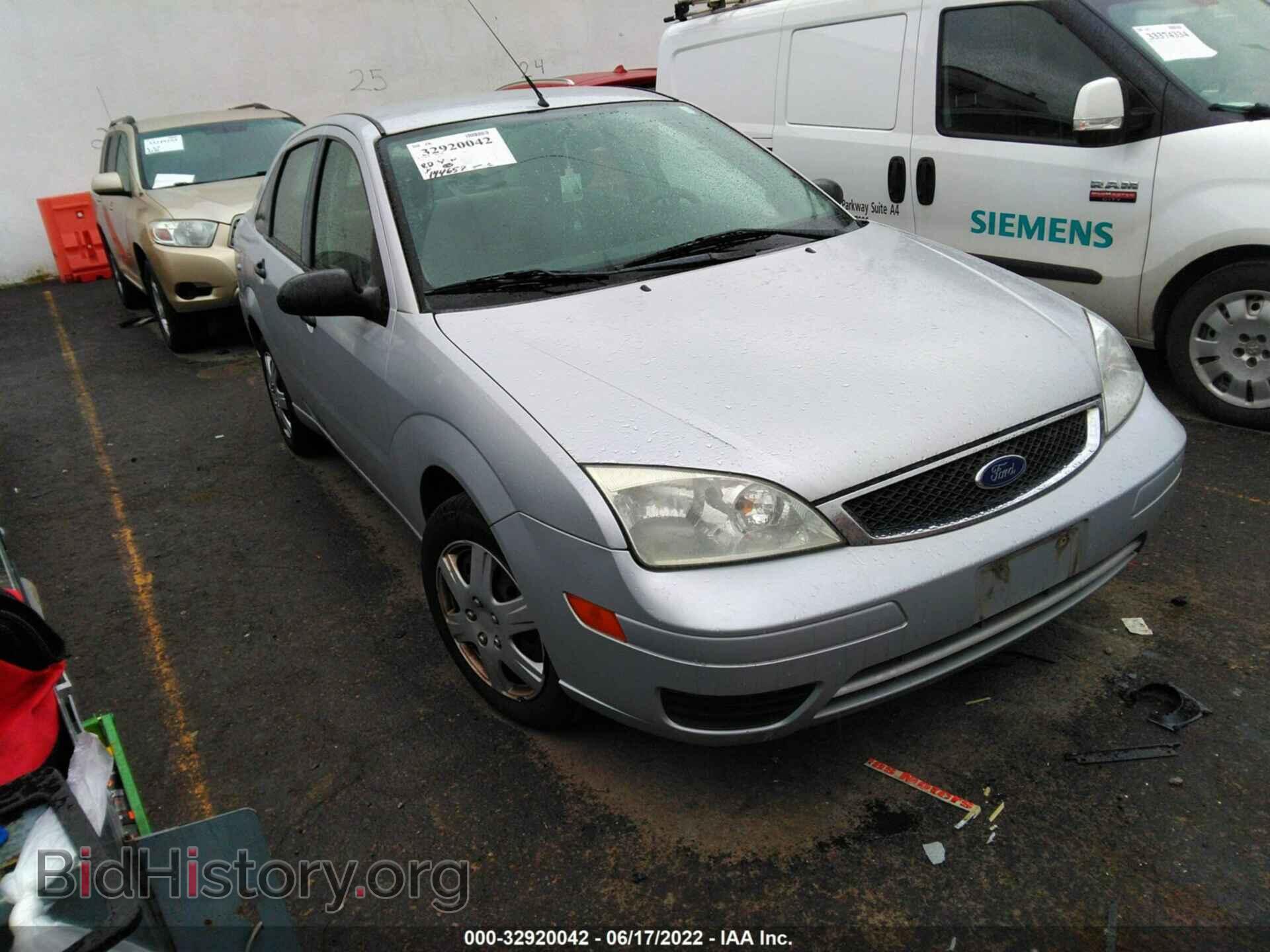 Photo 1FAHP34N87W277997 - FORD FOCUS 2007