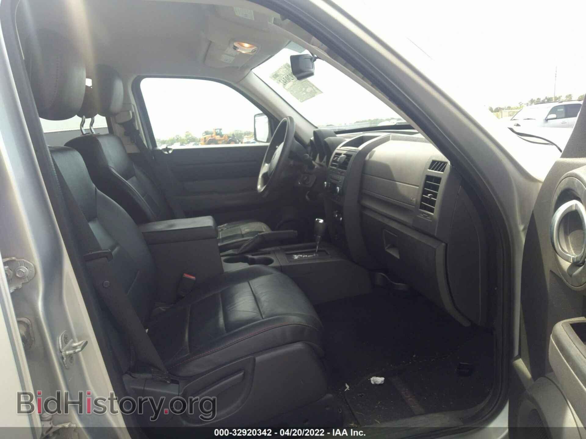 2011 DODGE NITRO - VIN: 1D4PT4GX7BW606883 - Photo 5