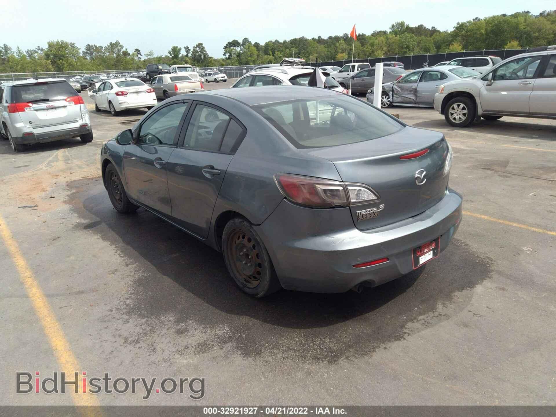 2012 MAZDA MAZDA3 - VIN: JM1BL1UF2C1561352 - Фото 3