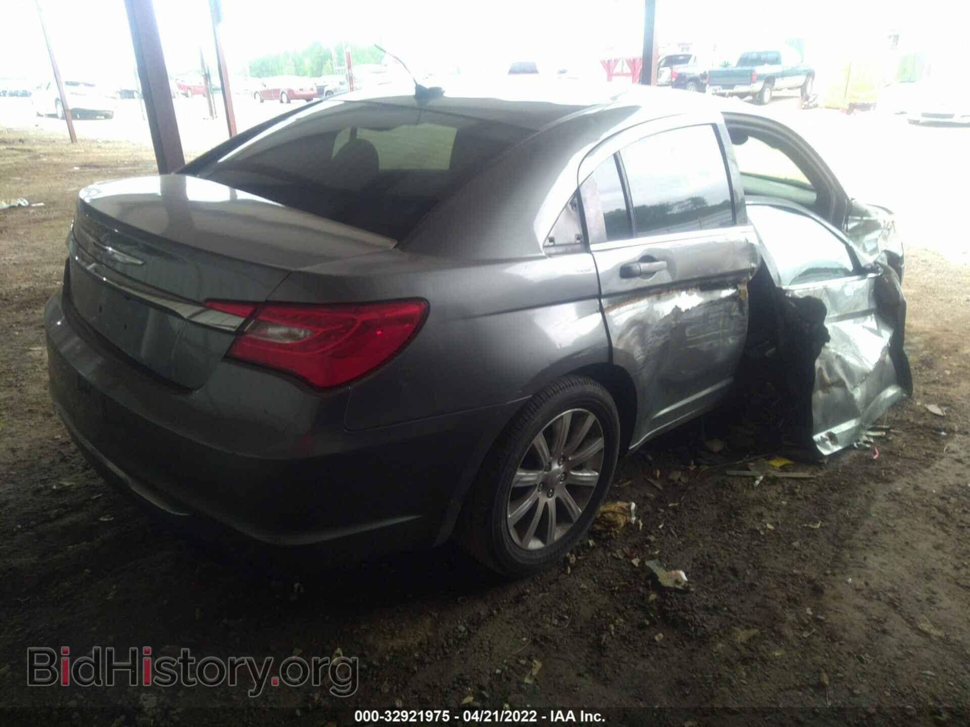 2011 CHRYSLER 200 - VIN: 1C3BC1FB4BN592950 - Фото 4
