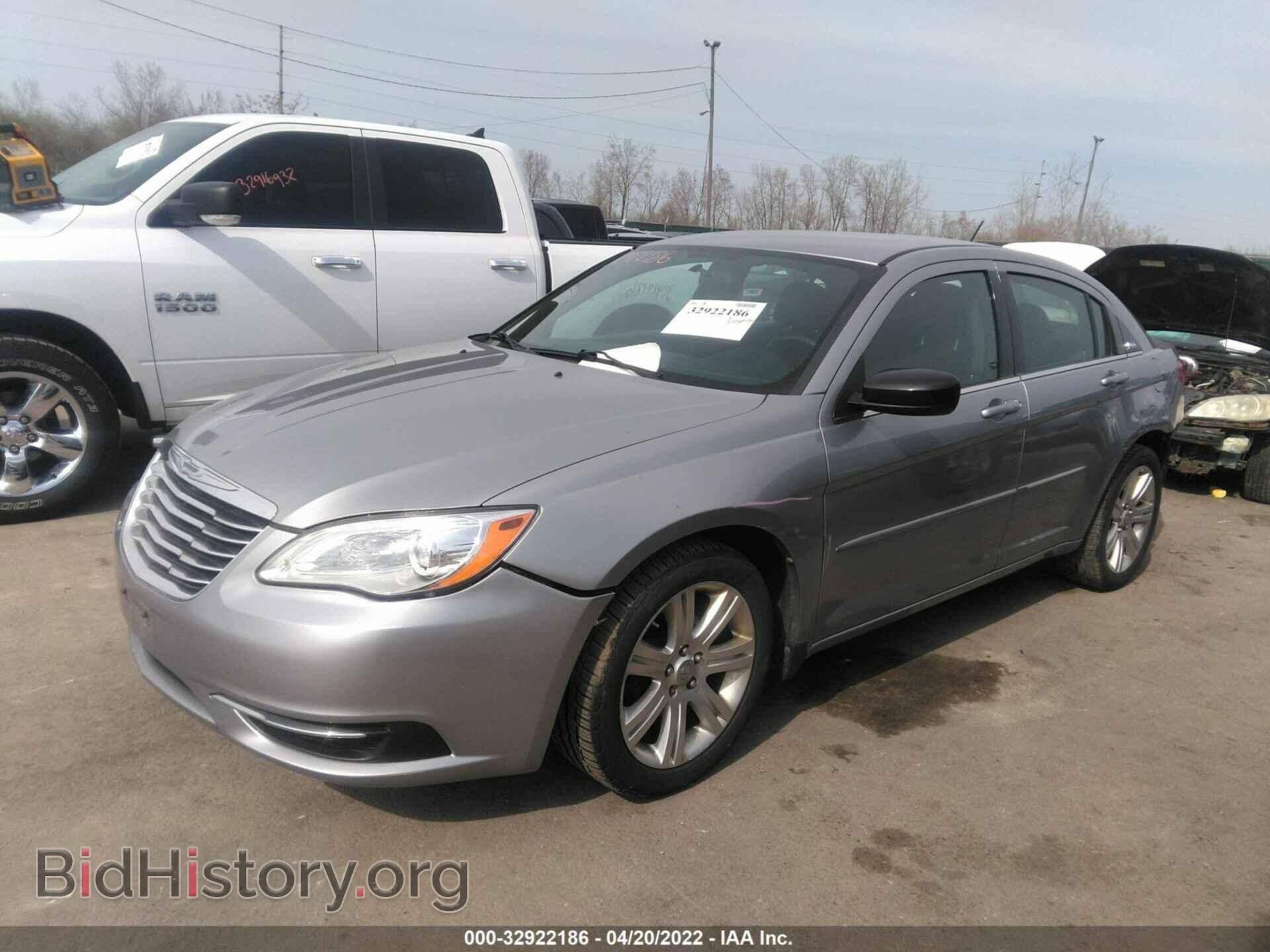 2013 CHRYSLER 200 - VIN: 1C3CCBBB8DN714034 - Фото 2