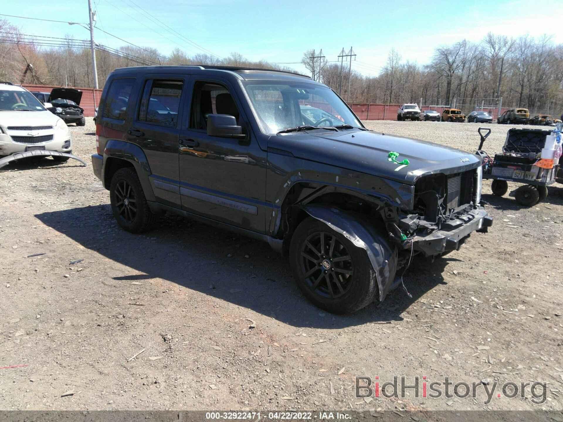 Фотография 1J4PN2GK4BW592189 - JEEP LIBERTY 2011