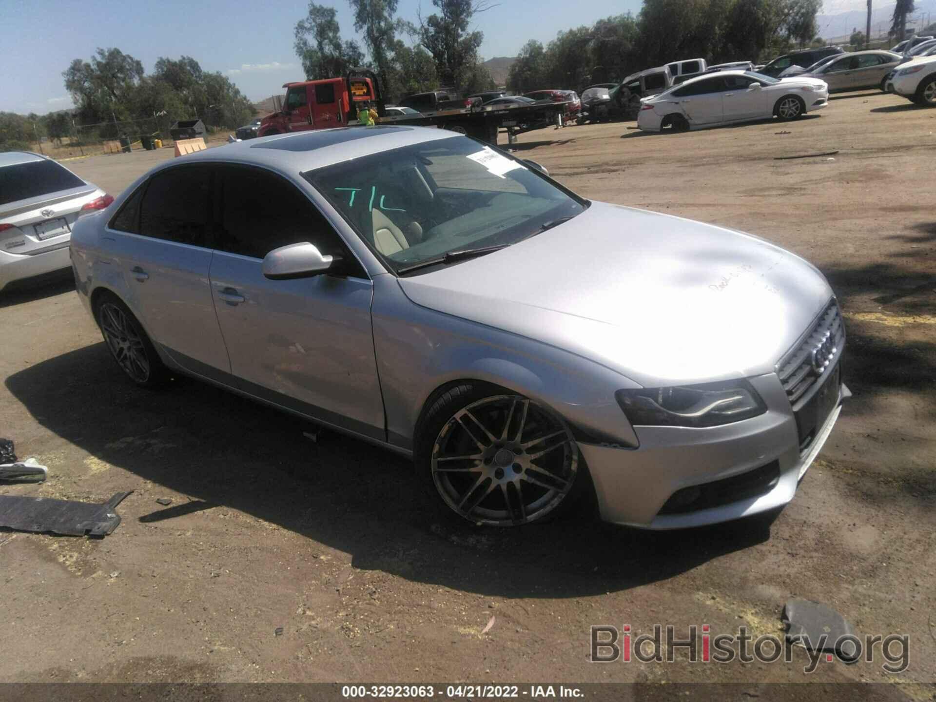 Photo WAUKFAFL7BN017864 - AUDI A4 2011