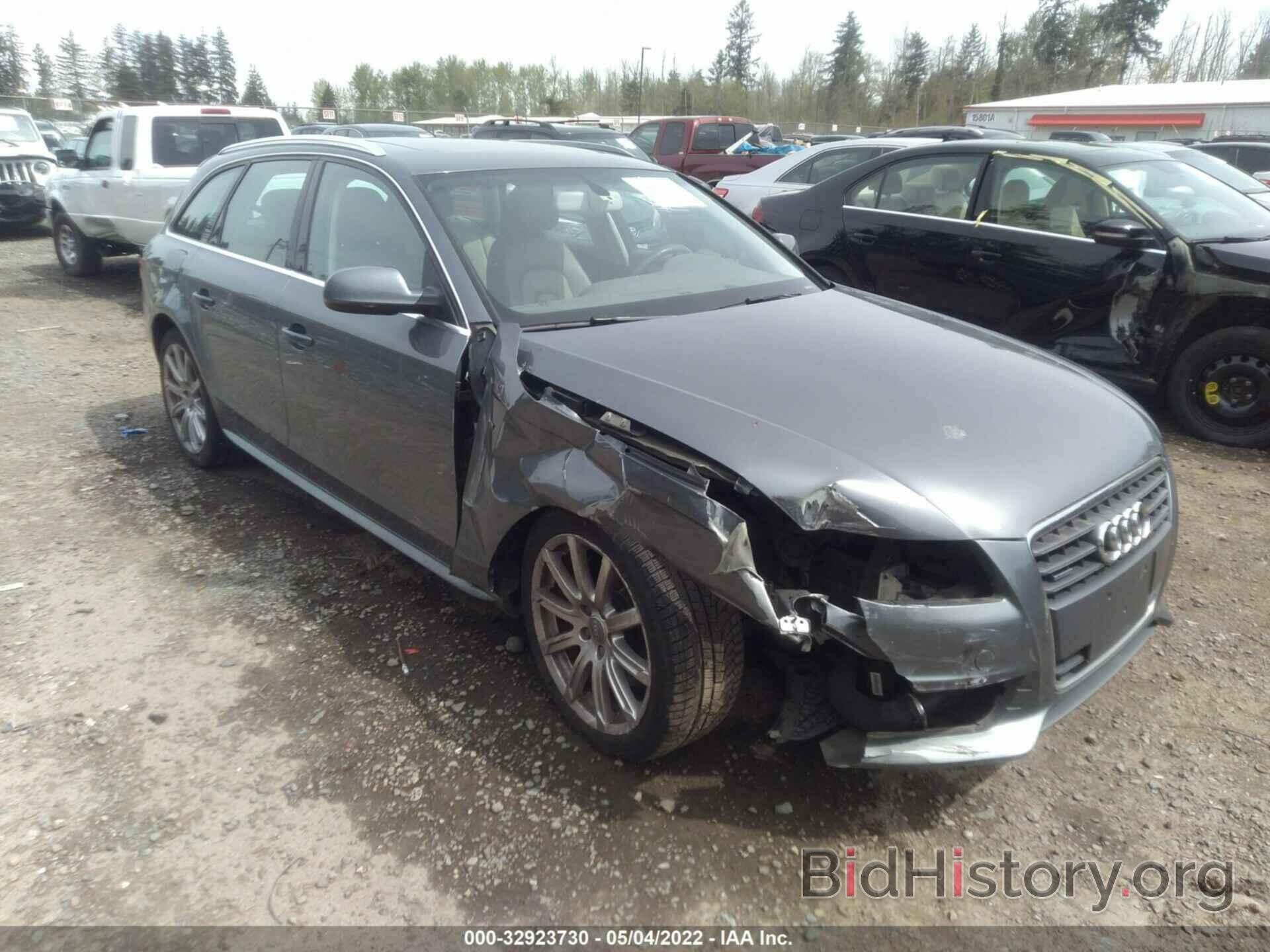 Photo WAUWFAFL8CA064766 - AUDI A4 2012