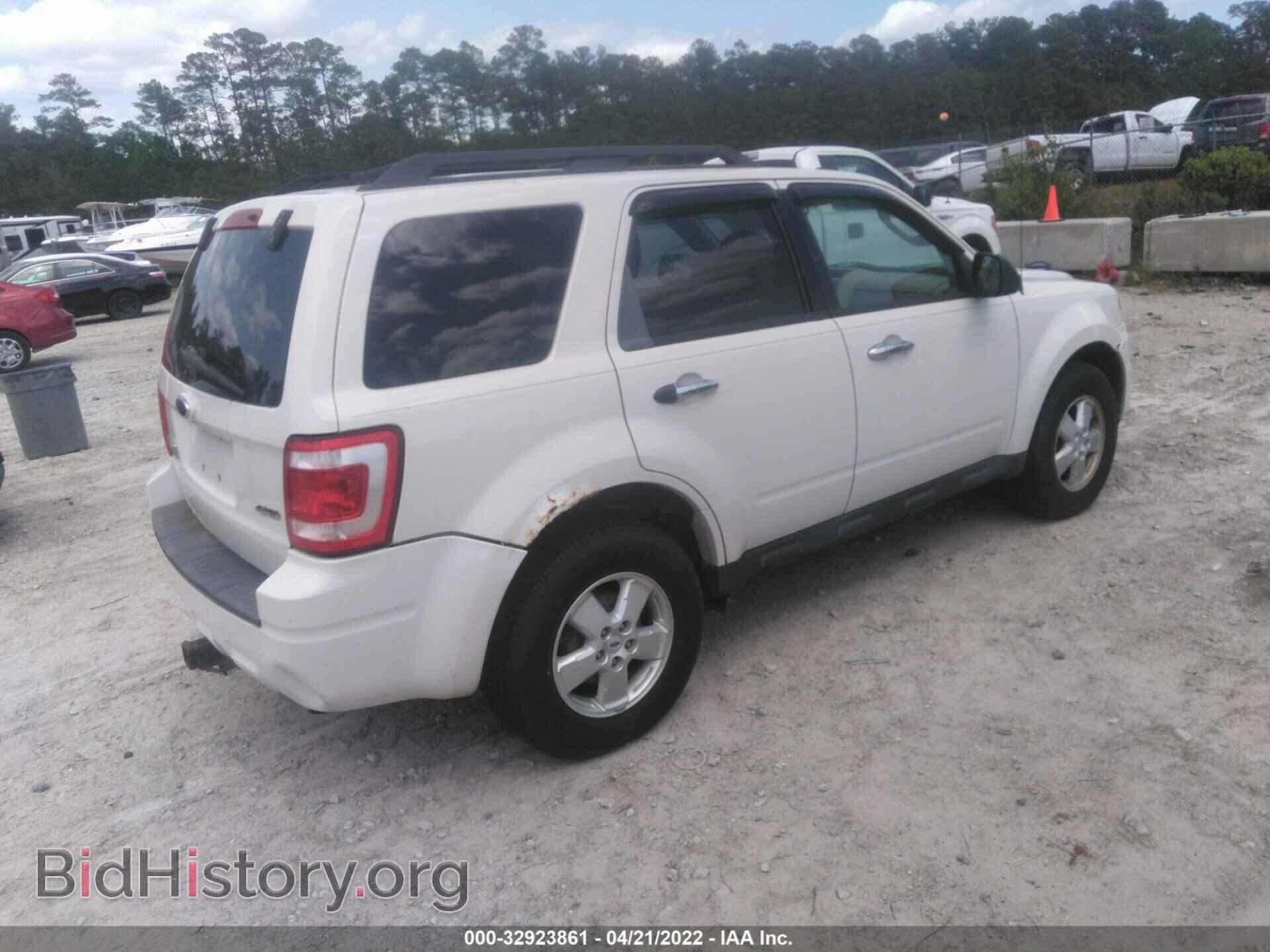 2009 FORD ESCAPE - VIN: 1FMCU93739KA09772 - Фото 4