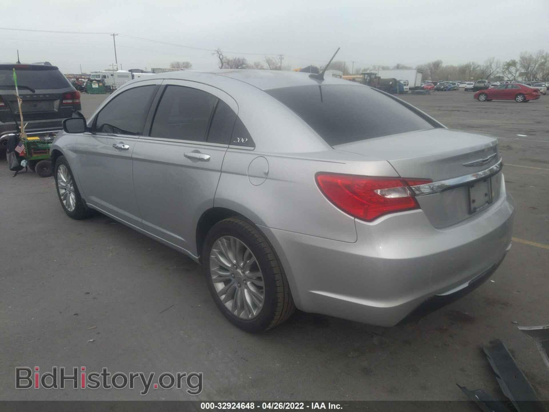 2011 CHRYSLER 200 - VIN: 1C3BC2FG0BN618350 - Фото 3