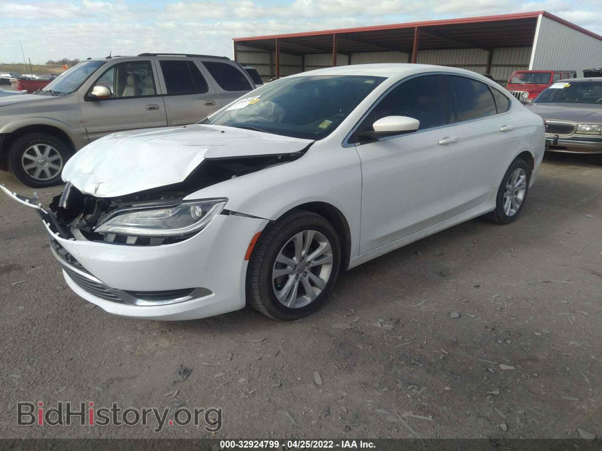 2015 CHRYSLER 200 - VIN: 1C3CCCAB4FN562201 - Фото 2