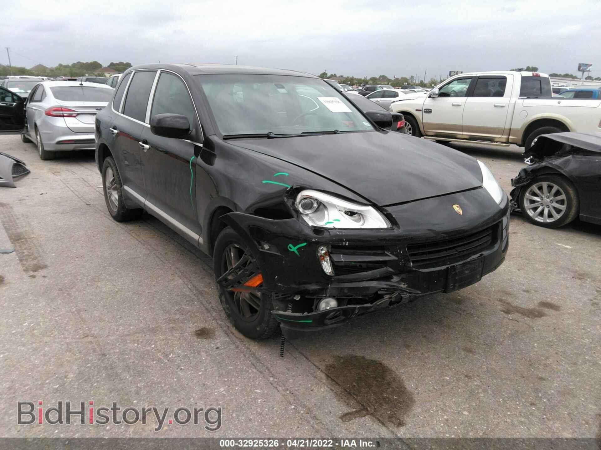 Photo WP1AA2AP2ALA04512 - PORSCHE CAYENNE 2010