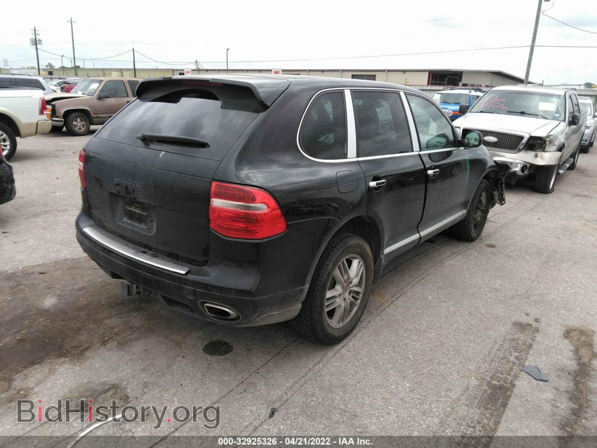 2010 PORSCHE CAYENNE - VIN: WP1AA2AP2ALA04512 - Photo 4