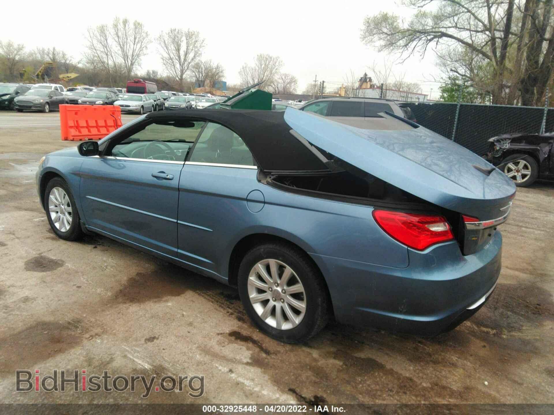 2011 CHRYSLER 200 - VIN: 1C3BC2EG2BN585563 - Фото 3