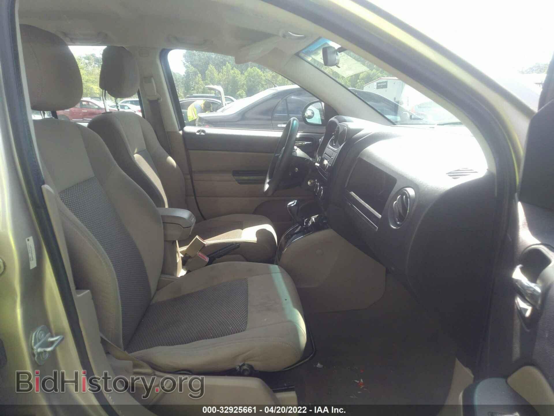 2010 JEEP COMPASS - VIN: 1J4NT4FB0AD560506 - Фото 5