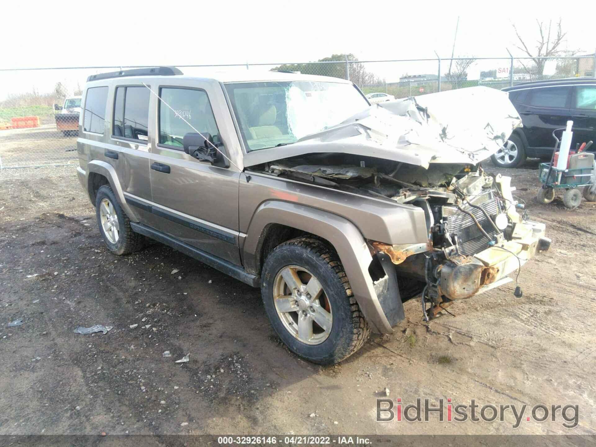 Photo 1J8HG48N16C275074 - JEEP COMMANDER 2006