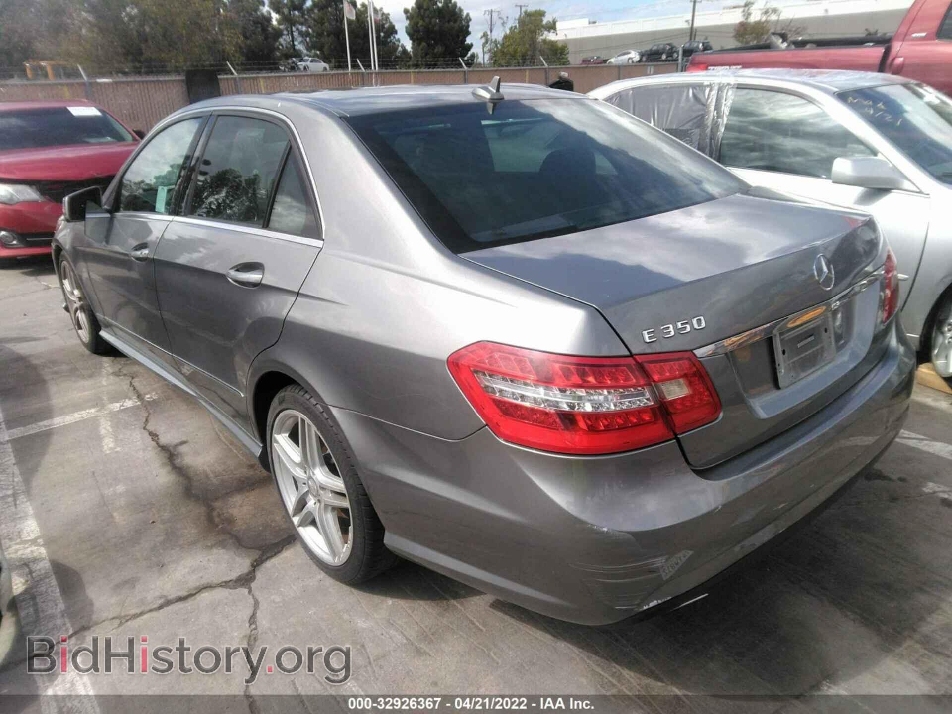 2011 MERCEDES-BENZ E-CLASS - VIN: WDDHF5GB0BA317057 - Фото 3