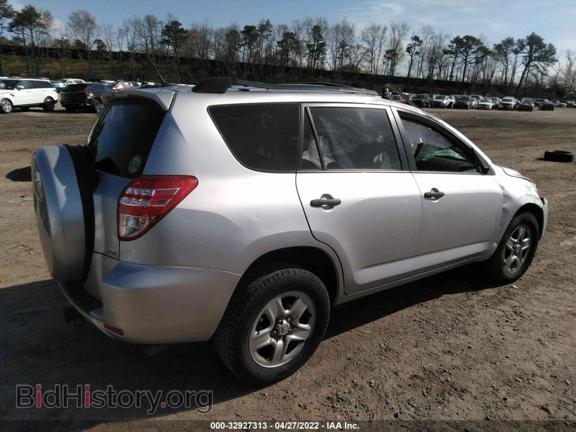 2011 TOYOTA RAV4 - VIN: 2T3BF4DV6BW153825 - Photo 4