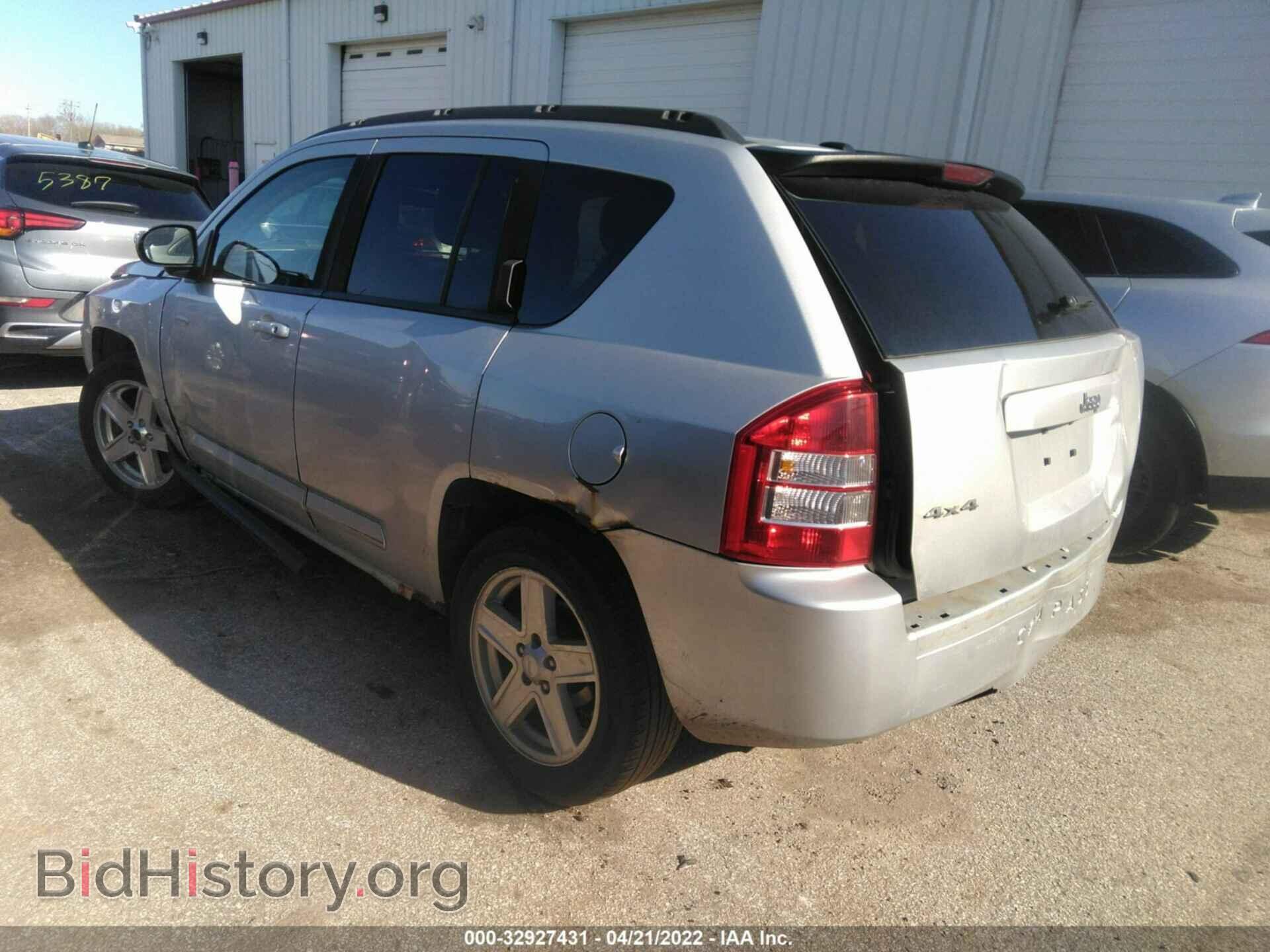 2010 JEEP COMPASS - VIN: 1J4NF1FB3AD640548 - Фото 3