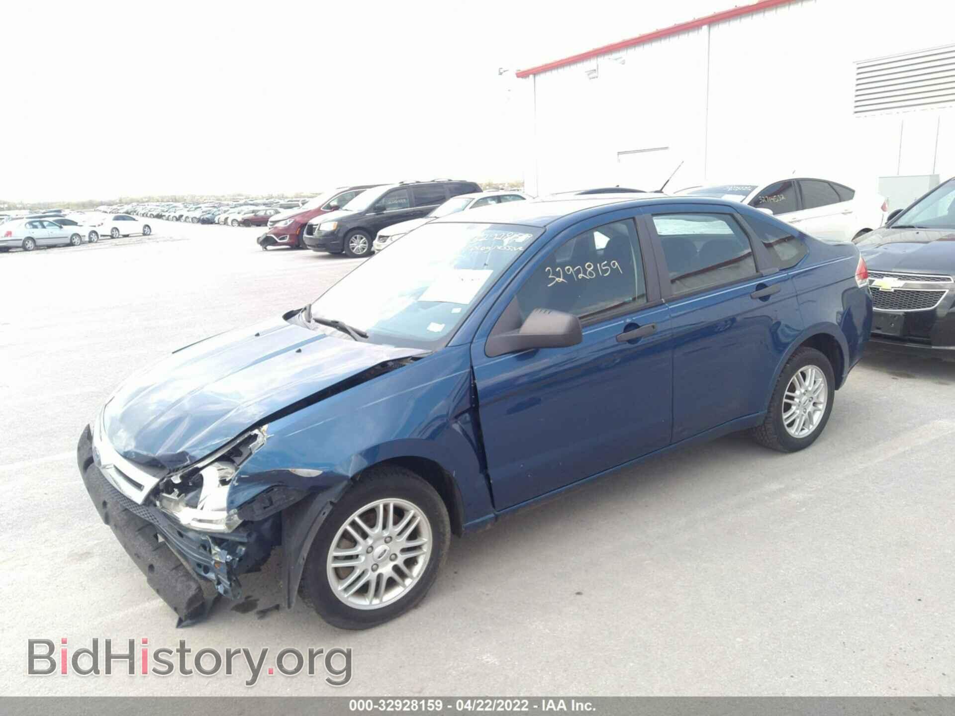 2009 FORD FOCUS - VIN: 1FAHP35N39W175072 - Фото 2