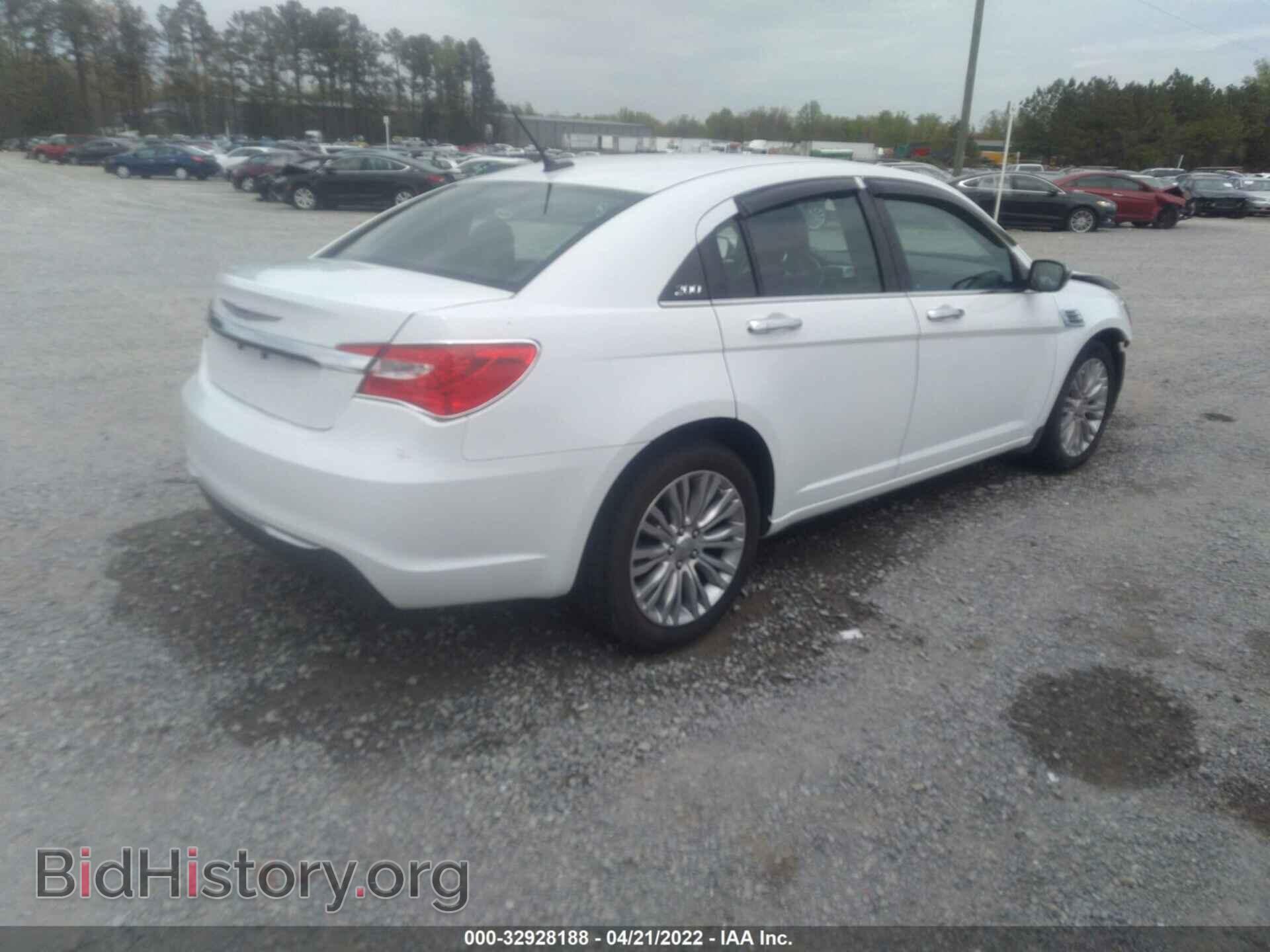 2013 CHRYSLER 200 - VIN: 1C3CCBCG9DN504410 - Фото 4