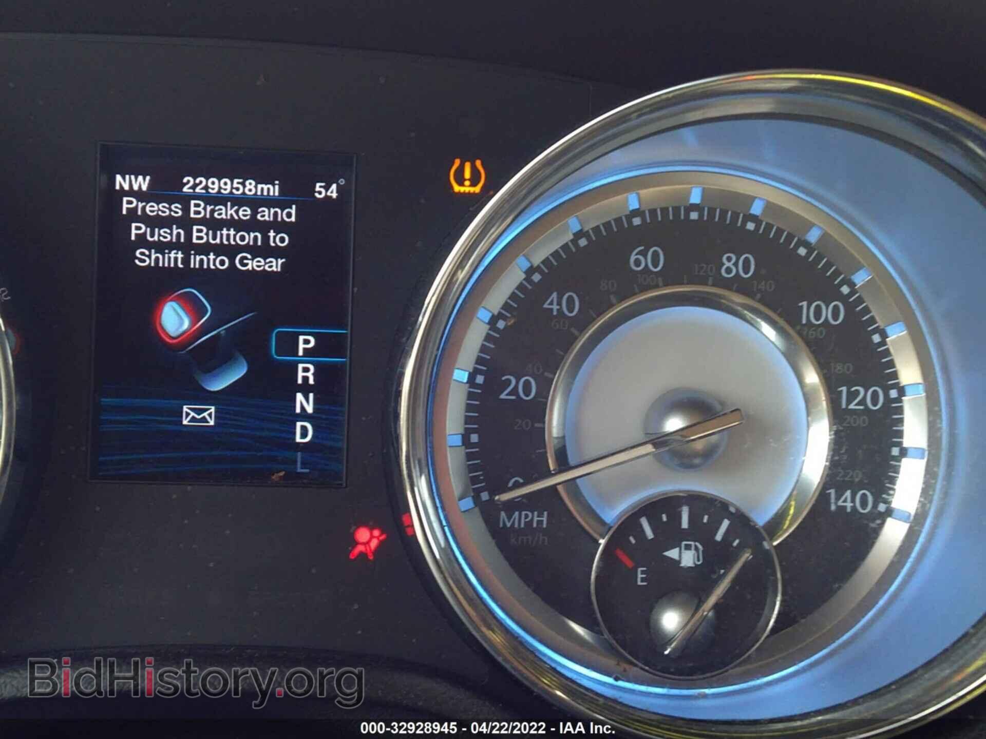 2012 CHRYSLER 300 - VIN: 2C3CCACGXCH175461 - Фото 7