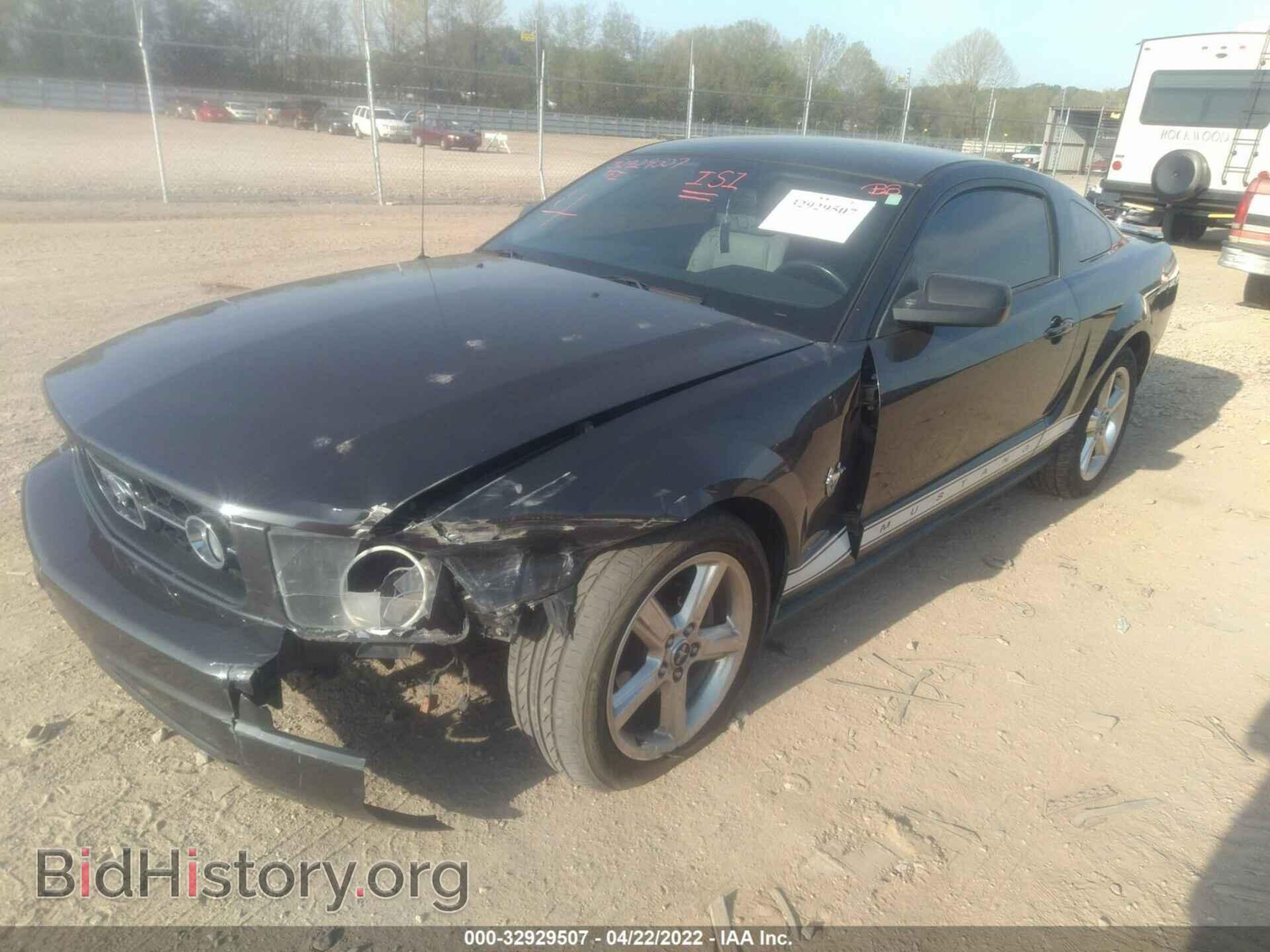 2009 FORD MUSTANG - VIN: 1ZVHT80N095113299 - Фото 2