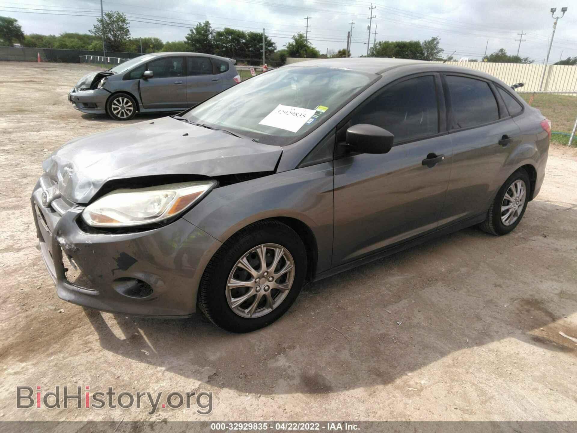 2014 FORD FOCUS - VIN: 1FADP3E26EL451745 - Фото 2