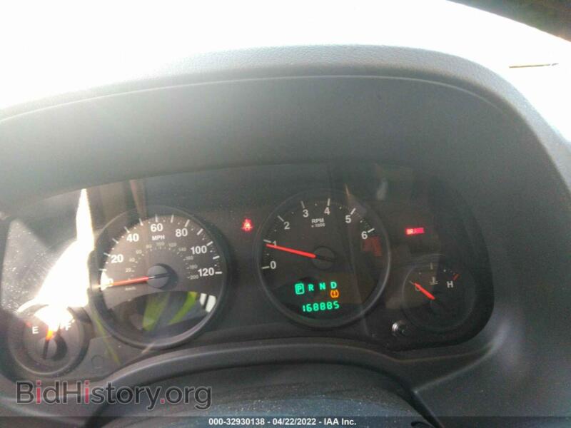 2012 Jeep COMPASS (VIN 1C4NJCBB8CD526859) — фото 7 из 11