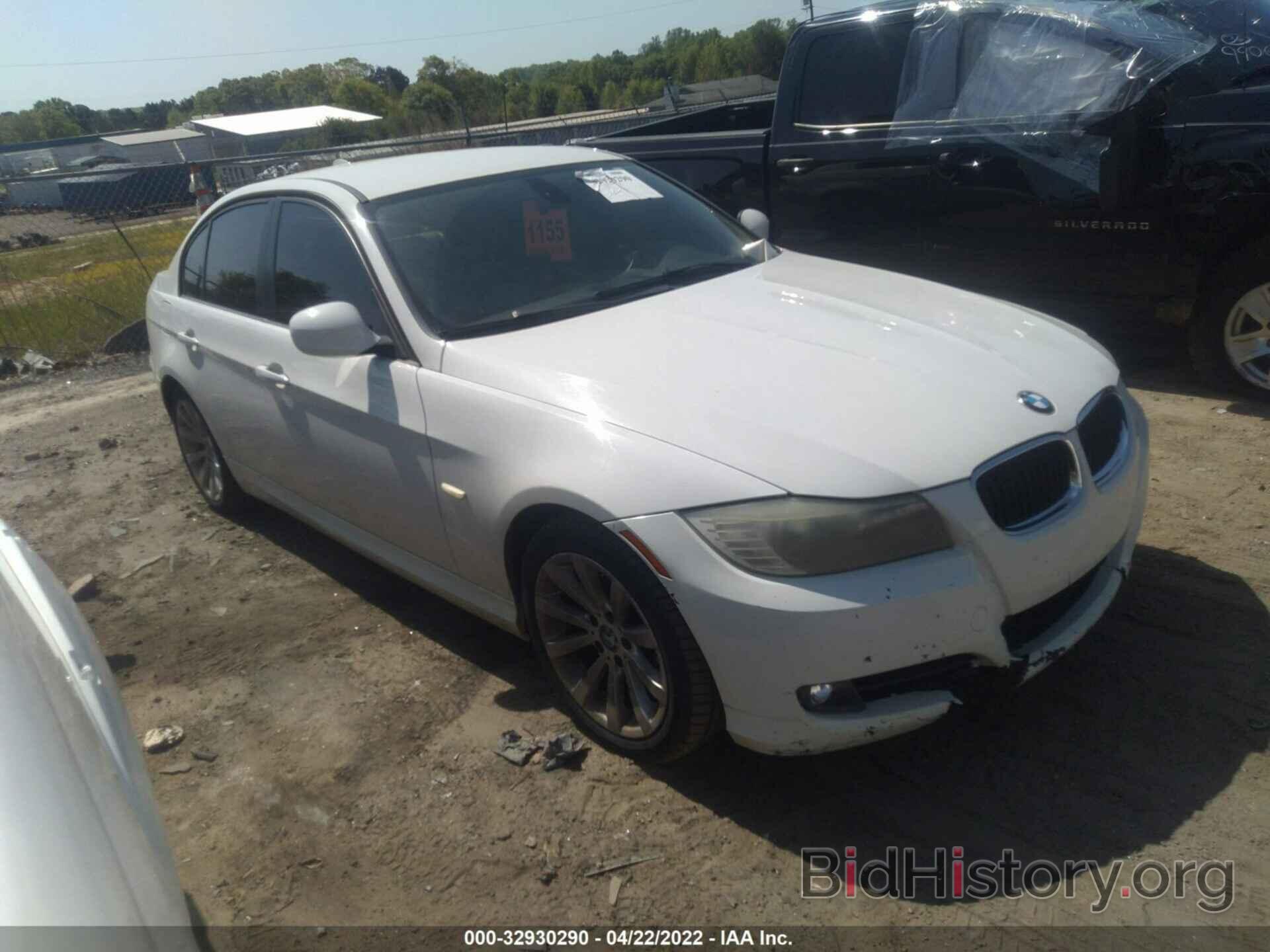 Фотография WBAPH7G51BNM59168 - BMW 3 SERIES 2011