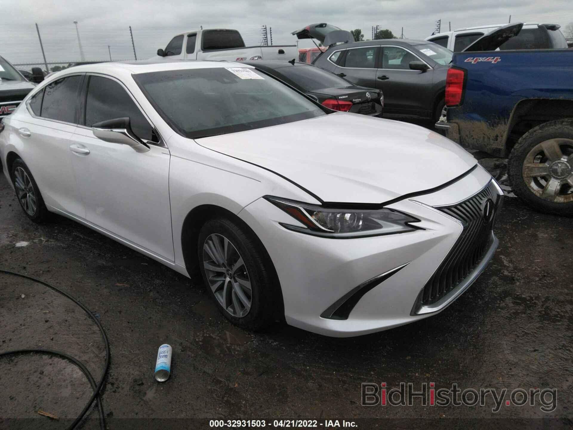 Photo 58ACZ1B11LU059171 - LEXUS ES 2020