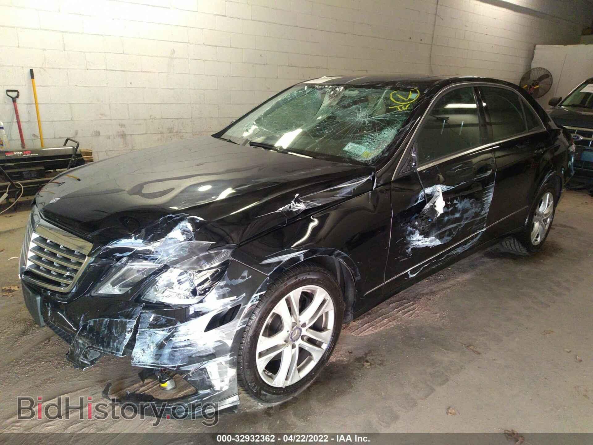 2011 MERCEDES-BENZ E-CLASS - VIN: WDDHF8HB7BA469529 - Фото 2