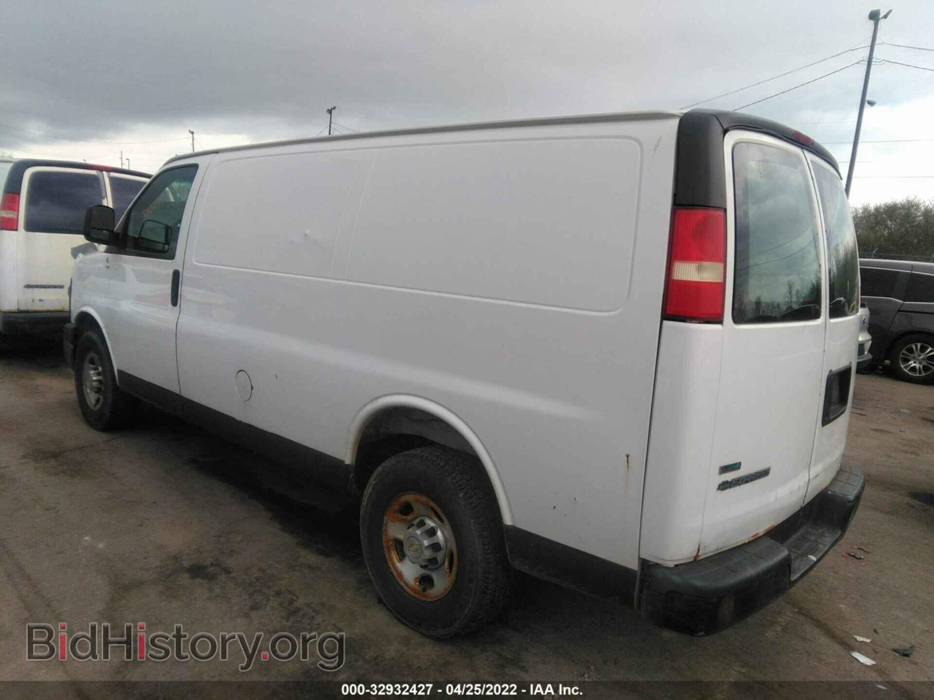 2010 CHEVROLET EXPRESS CARGO VAN - VIN: 1GCZGFDA3A1131931 - Фото 3
