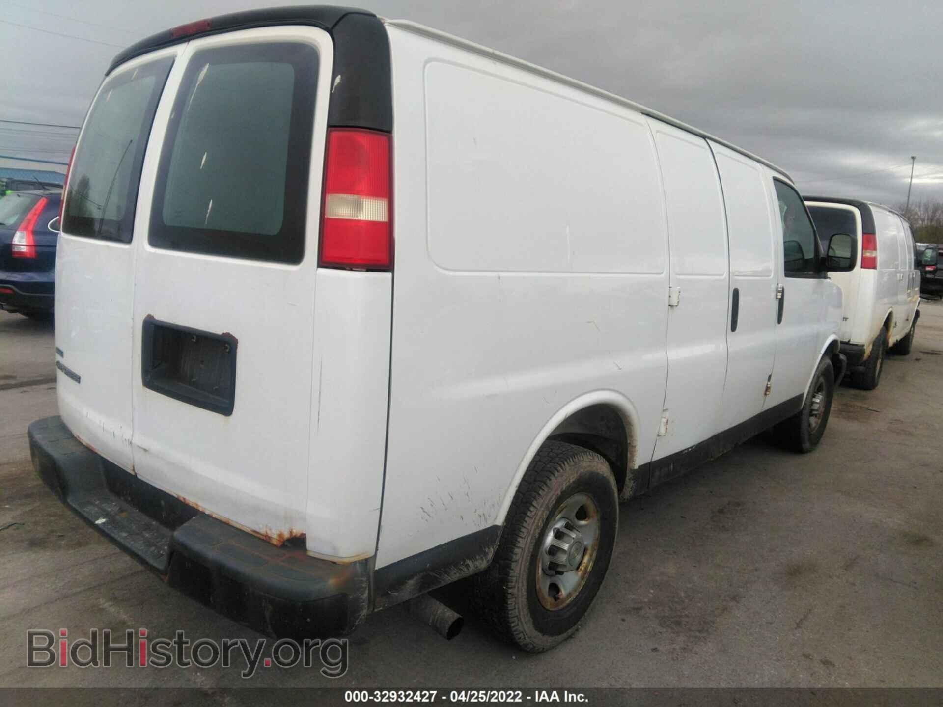 2010 CHEVROLET EXPRESS CARGO VAN - VIN: 1GCZGFDA3A1131931 - Фото 4