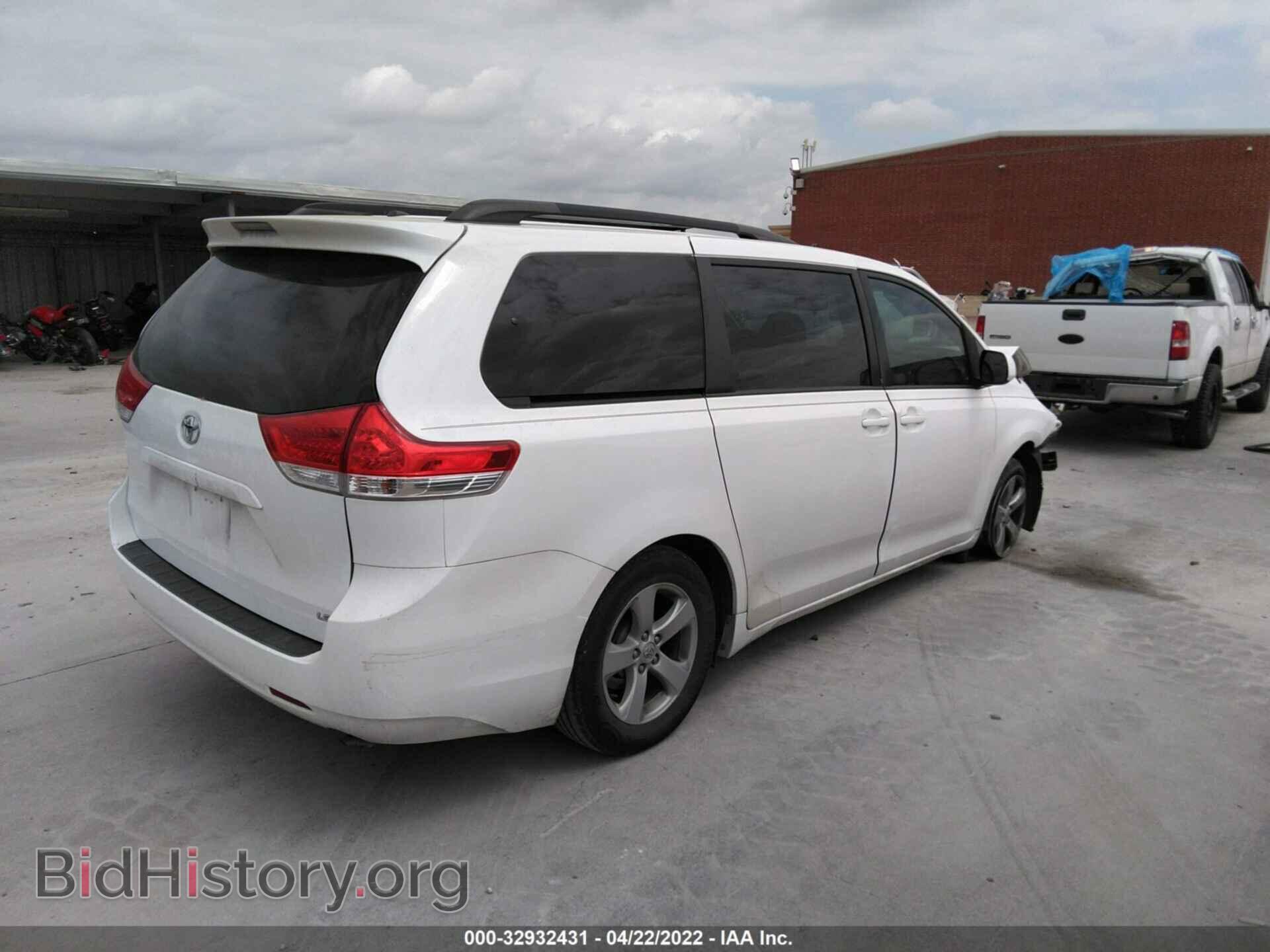 2011 TOYOTA SIENNA - VIN: 5TDKK3DC4BS065507 - Фото 4