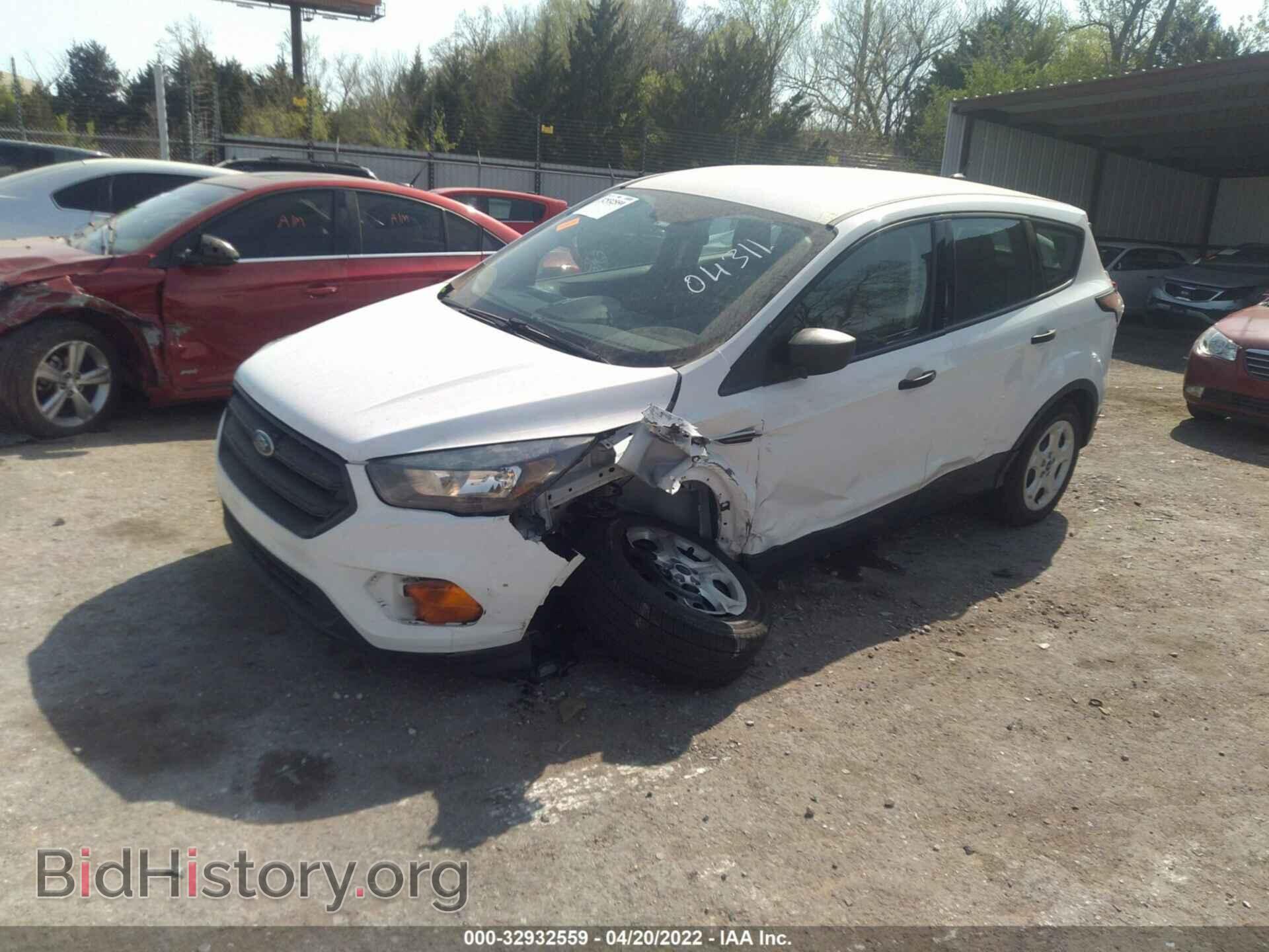 2018 FORD ESCAPE - VIN: 1FMCU0F77JUD04311 - Фото 2