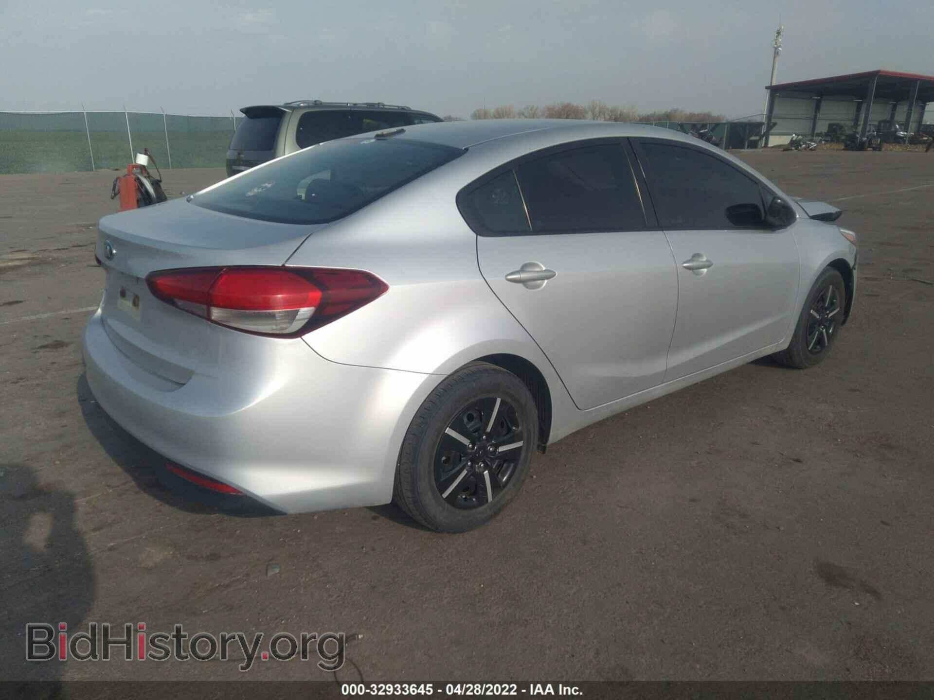 2017 KIA FORTE - VIN: 3KPFK4A70HE010554 - Фото 4