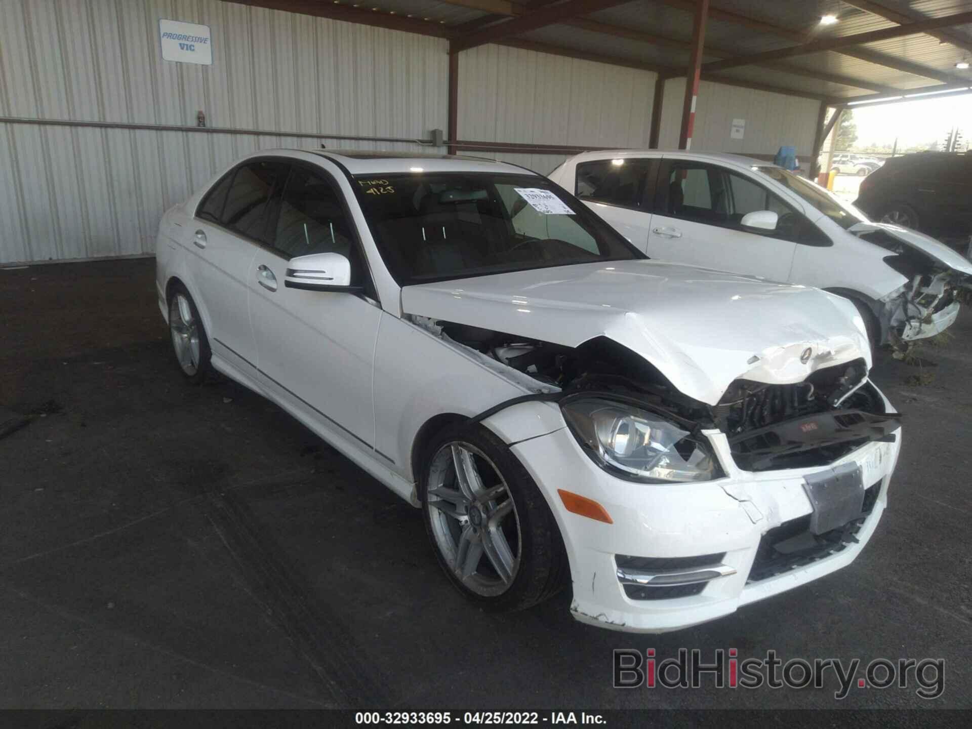 Photo WDDGF8AB4ER304386 - MERCEDES-BENZ C-CLASS 2014