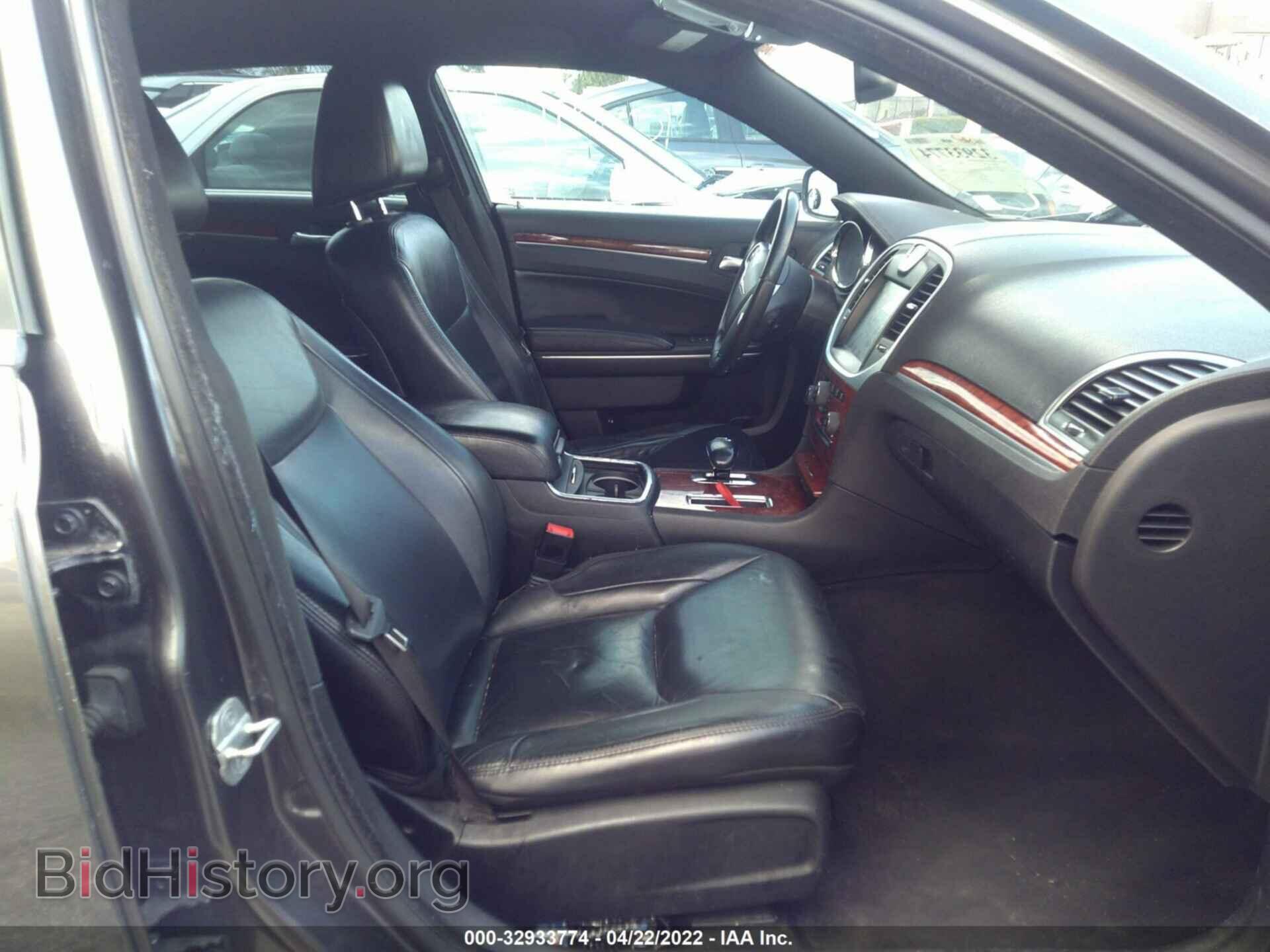 2013 CHRYSLER 300 - VIN: 2C3CCAAG3DH632504 - Фото 5