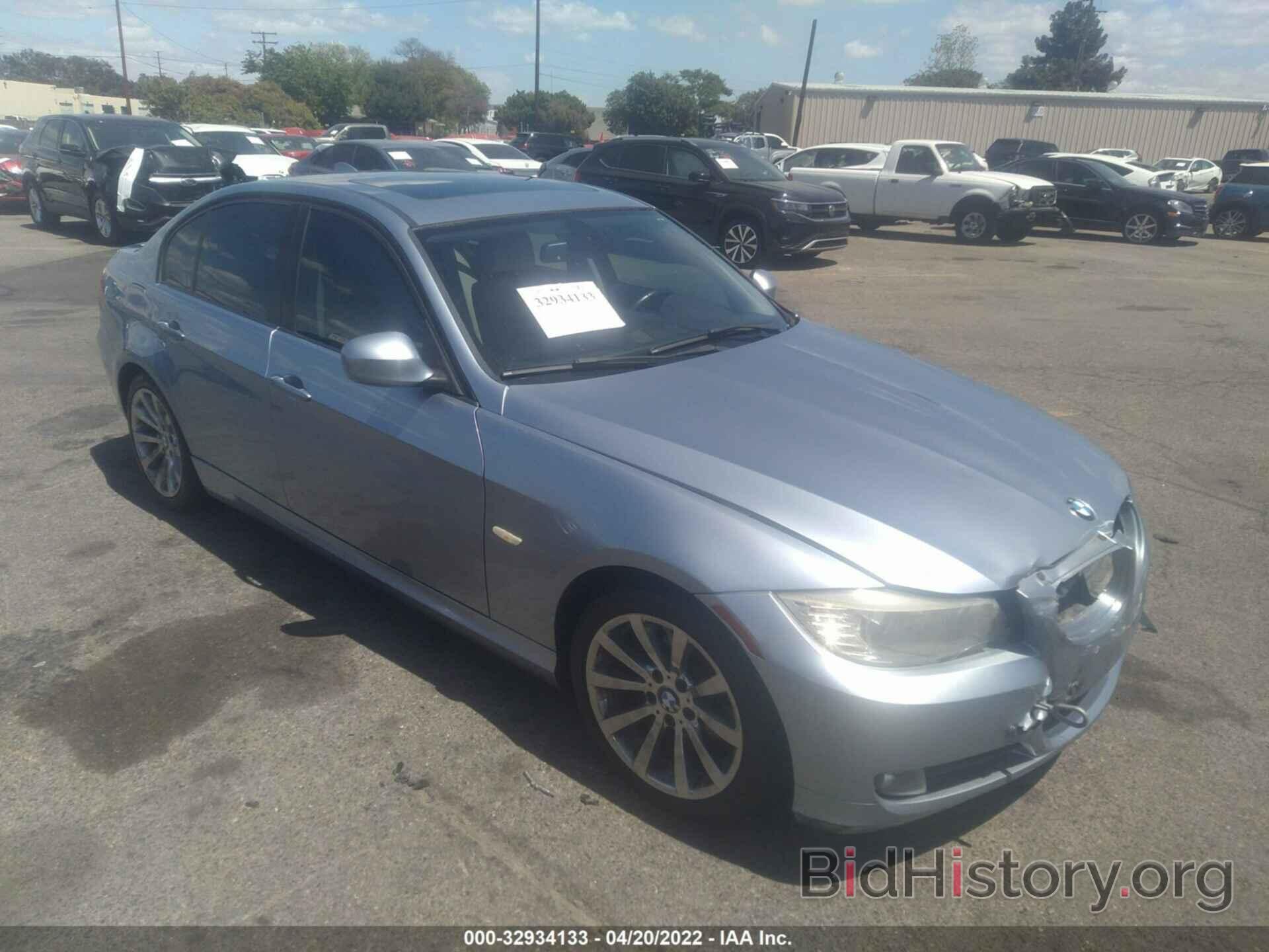 Photo WBAPH5C53BA445869 - BMW 3 SERIES 2011